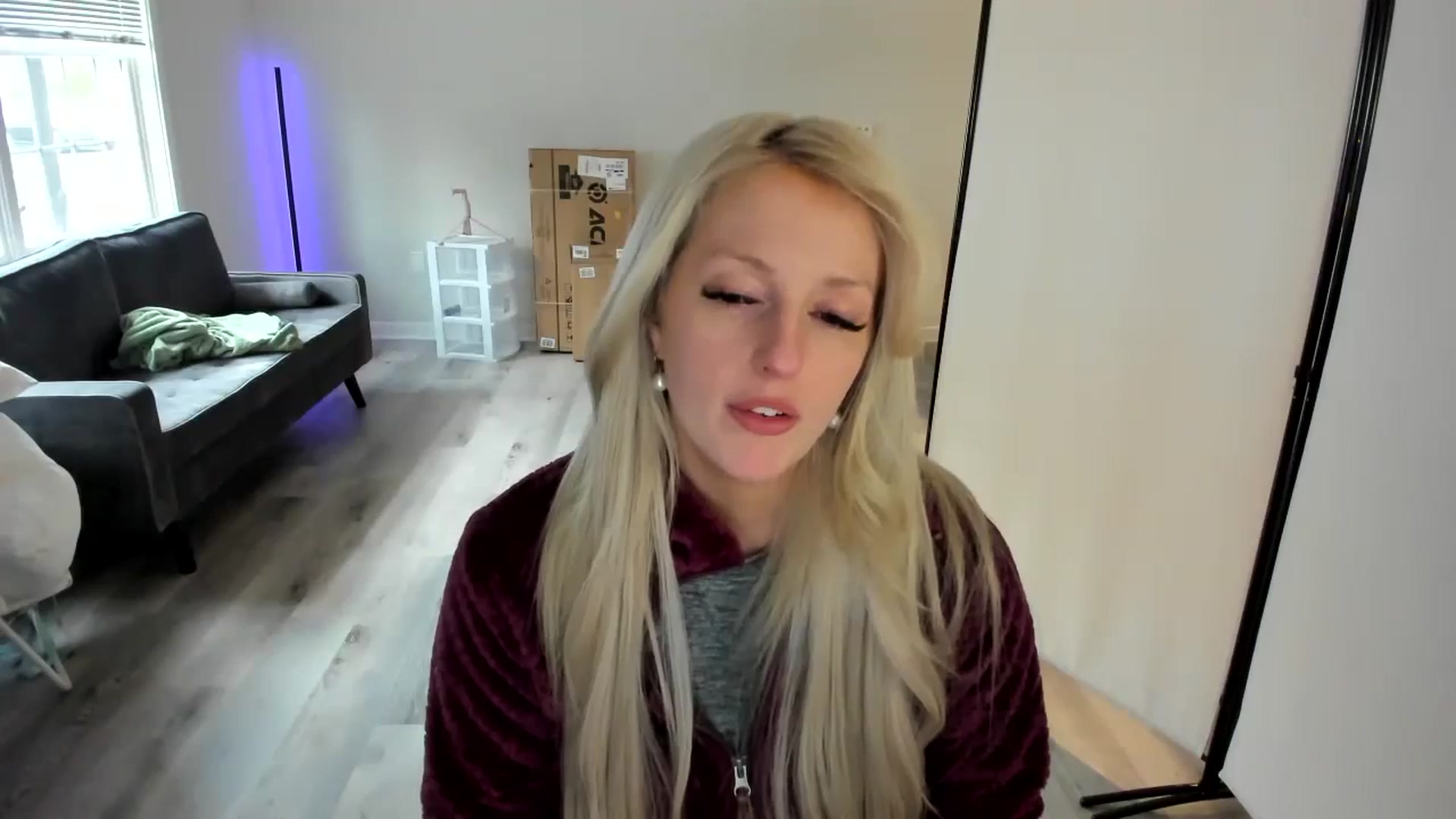 Gallery image thumbnail from Milk_Party's myfreecams stream on, 04/19/2024, 22:38 image 10 of 20