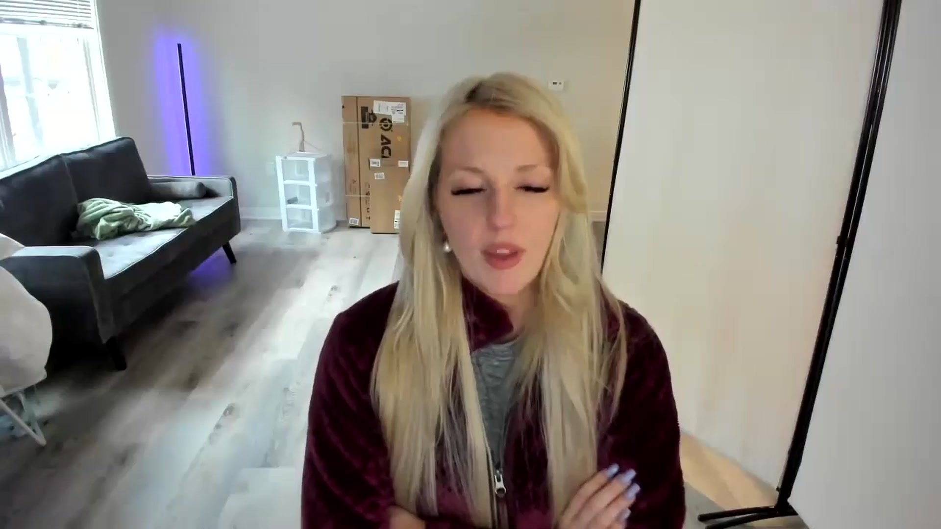 Gallery image thumbnail from Milk_Party's myfreecams stream on, 04/19/2024, 22:38 image 5 of 20