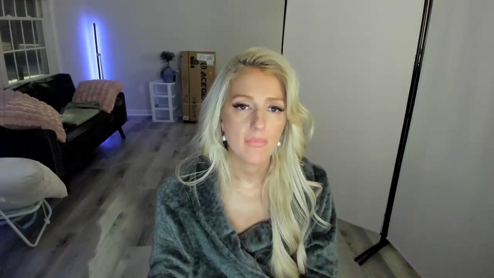 Gallery image thumbnail from Milk_Party's myfreecams stream on, 04/23/2024, 04:35 image 8 of 20