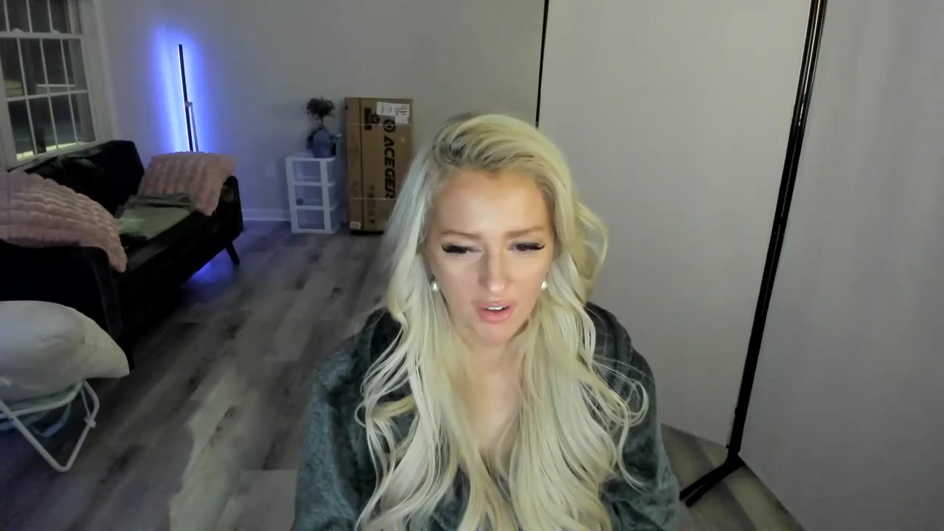 Gallery image thumbnail from Milk_Party's myfreecams stream on, 04/23/2024, 04:35 image 17 of 20