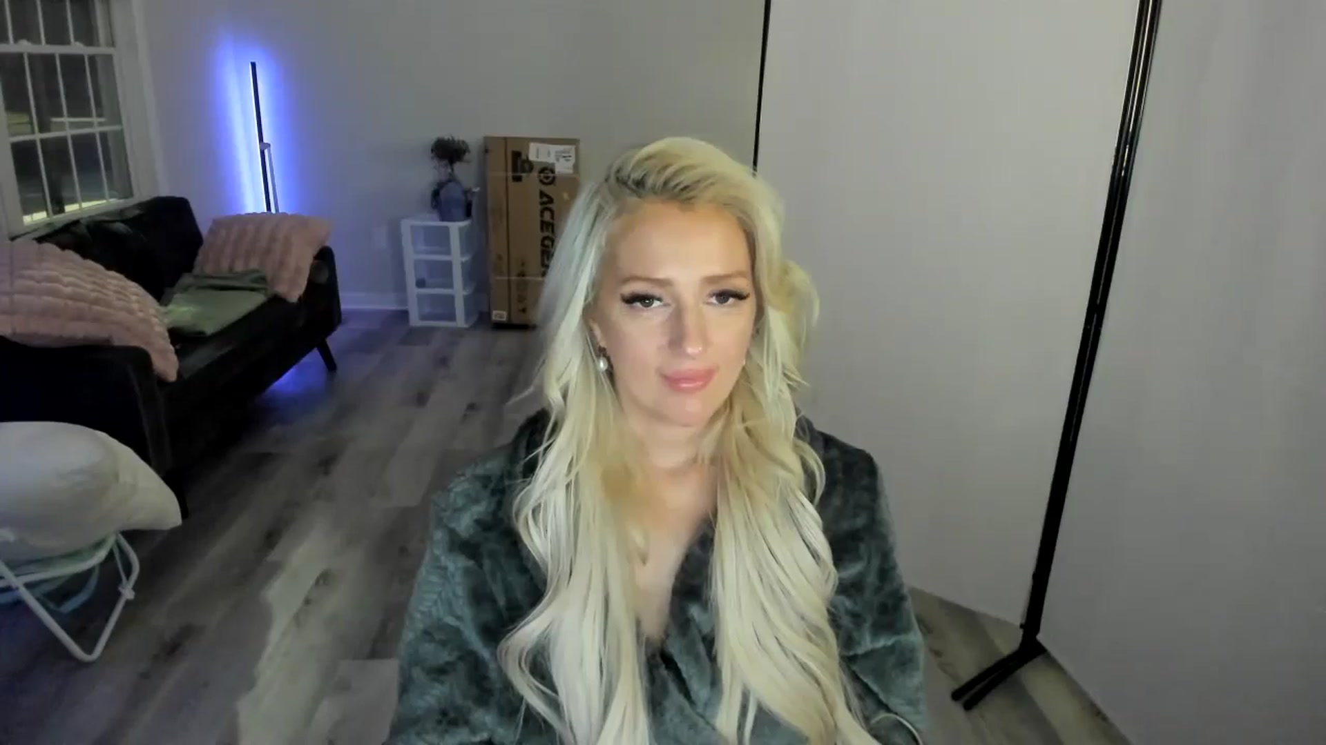 Gallery image thumbnail from Milk_Party's myfreecams stream on, 04/23/2024, 04:35 image 13 of 20