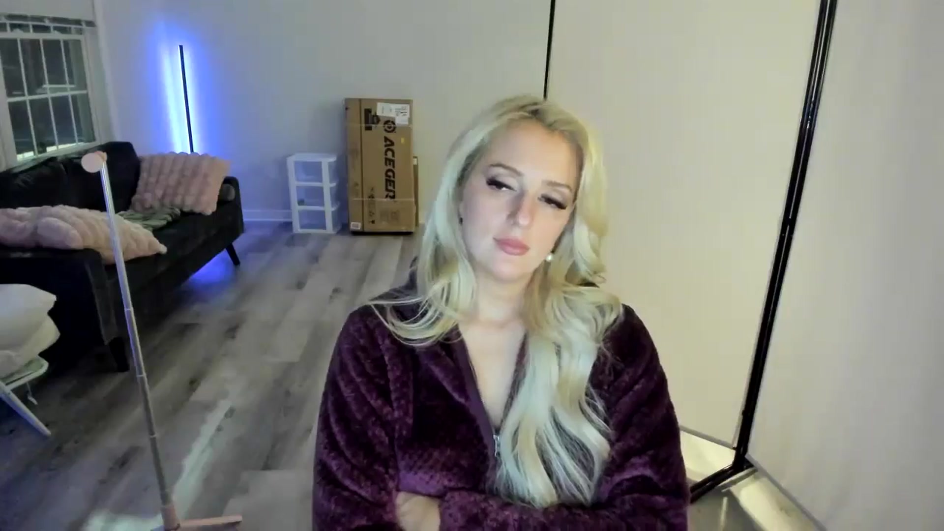 Gallery image thumbnail from Milk_Party's myfreecams stream on, 04/28/2024, 03:54 image 8 of 20