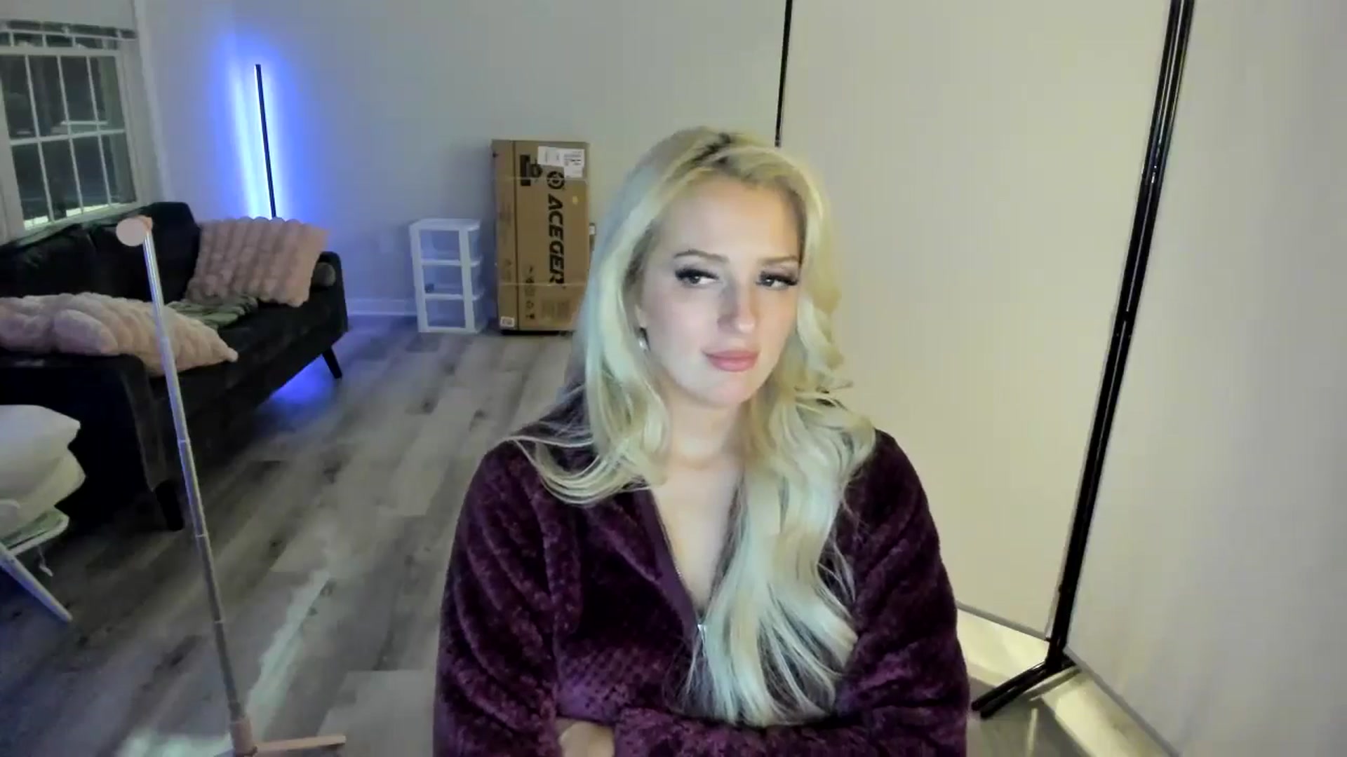 Gallery image thumbnail from Milk_Party's myfreecams stream on, 04/28/2024, 03:54 image 7 of 20