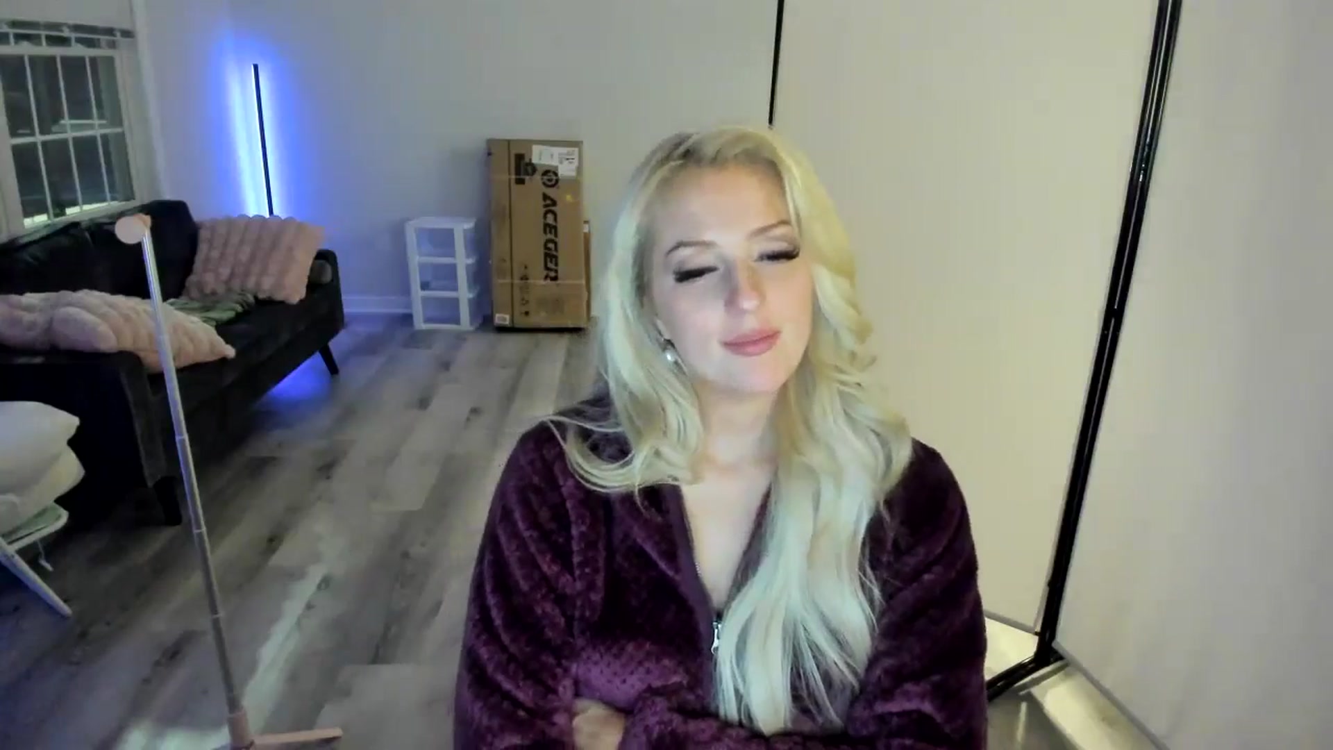Gallery image thumbnail from Milk_Party's myfreecams stream on, 04/28/2024, 03:54 image 5 of 20