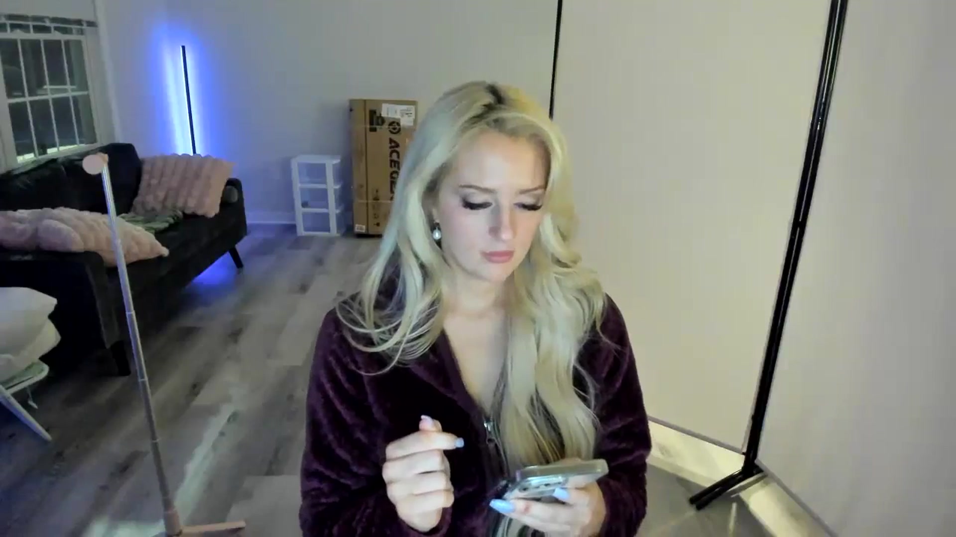 Gallery image thumbnail from Milk_Party's myfreecams stream on, 04/28/2024, 03:54 image 18 of 20