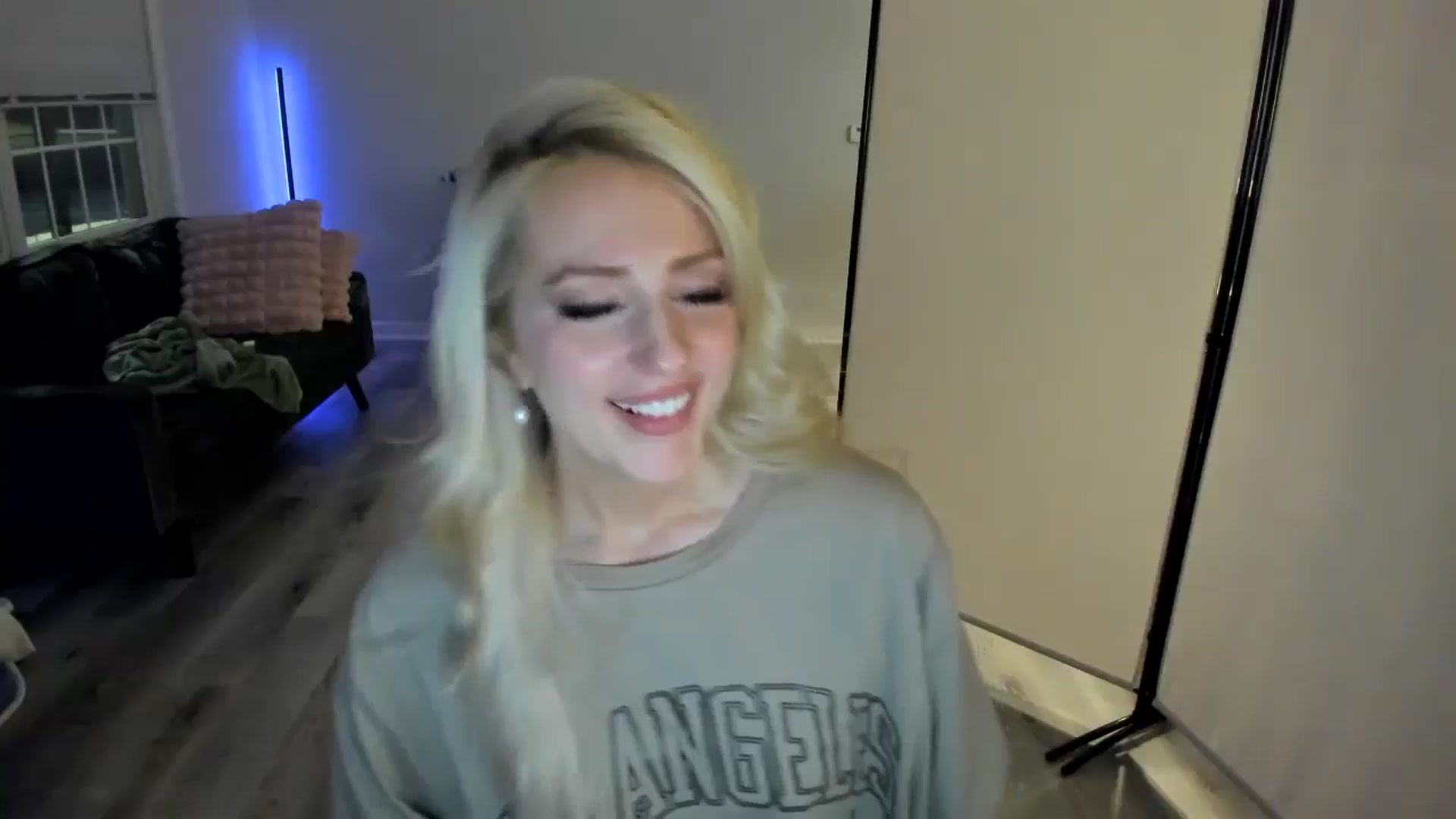 Gallery image thumbnail from Milk_Party's myfreecams stream on, 05/03/2024, 03:07 image 12 of 20