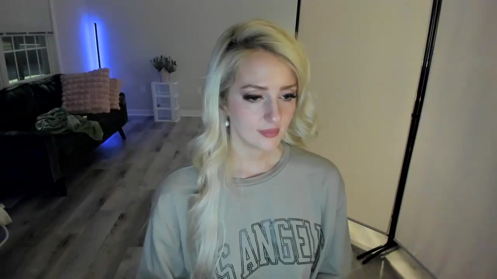 Gallery image thumbnail from Milk_Party's myfreecams stream on, 05/03/2024, 03:07 image 9 of 20