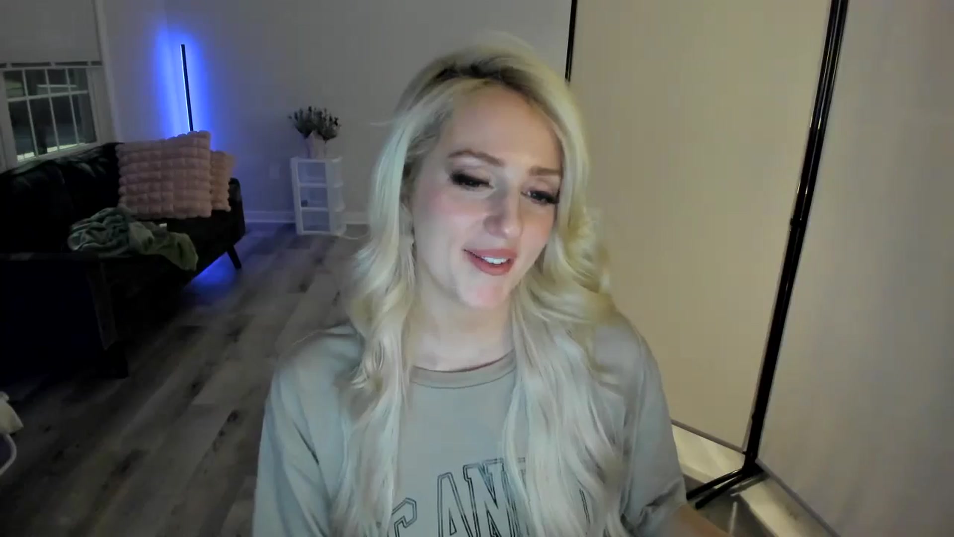 Gallery image thumbnail from Milk_Party's myfreecams stream on, 05/03/2024, 03:07 image 20 of 20