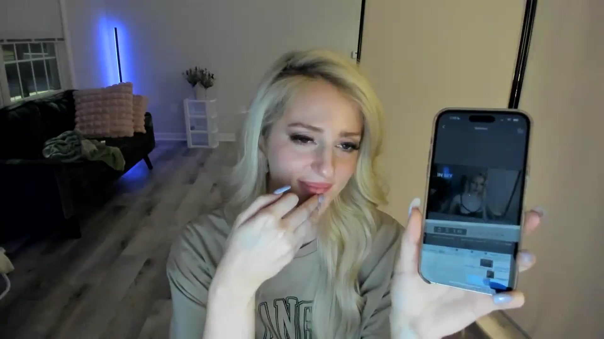 Gallery image thumbnail from Milk_Party's myfreecams stream on, 05/03/2024, 05:55 image 13 of 20