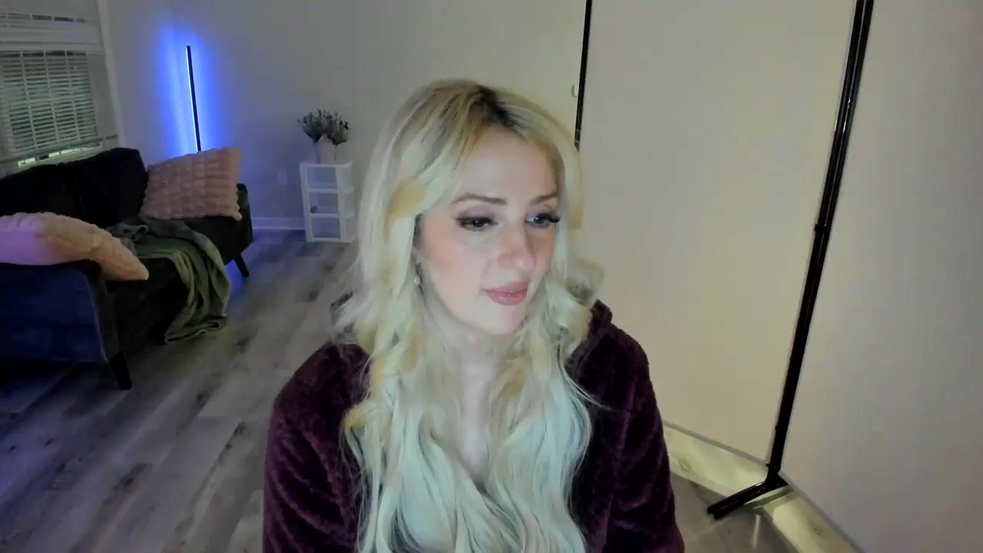 Gallery image thumbnail from Milk_Party's myfreecams stream on, 05/07/2024, 01:03 image 20 of 20