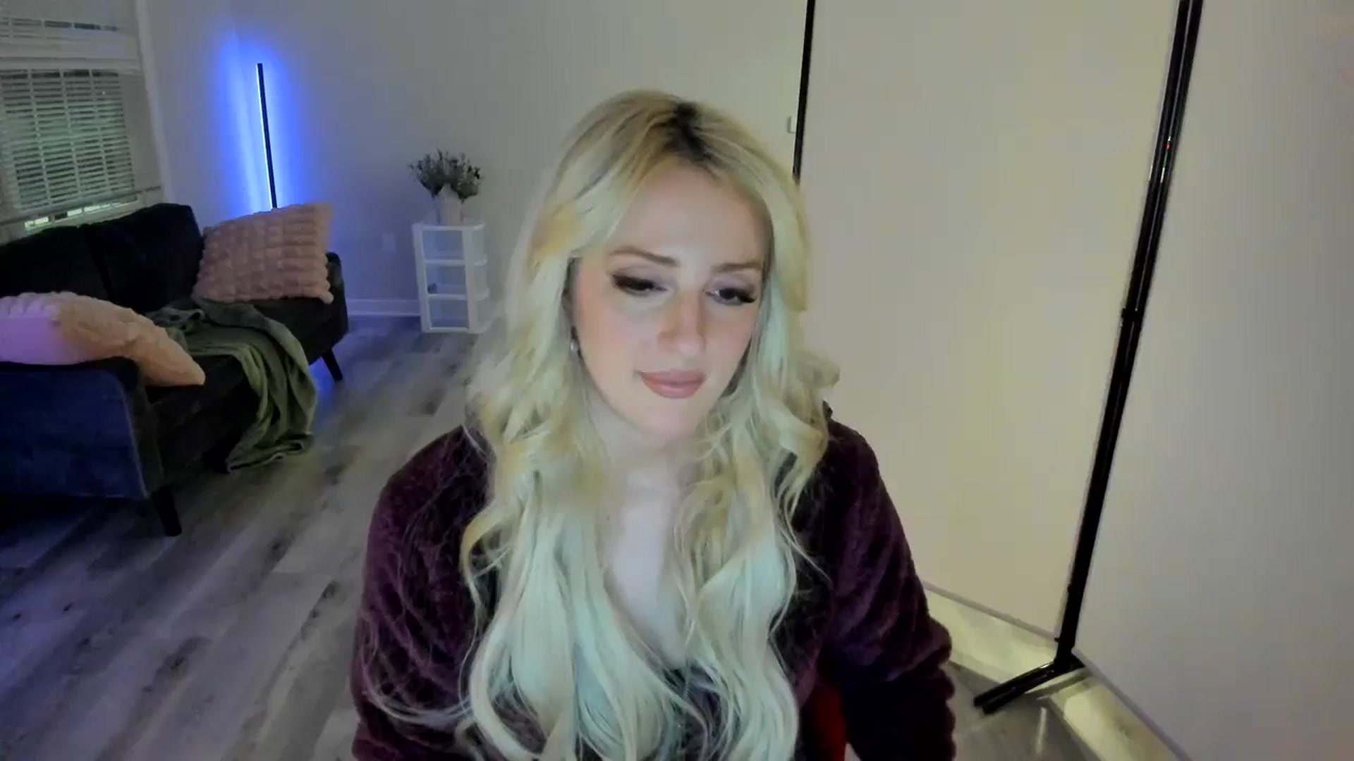 Gallery image thumbnail from Milk_Party's myfreecams stream on, 05/07/2024, 01:03 image 3 of 20
