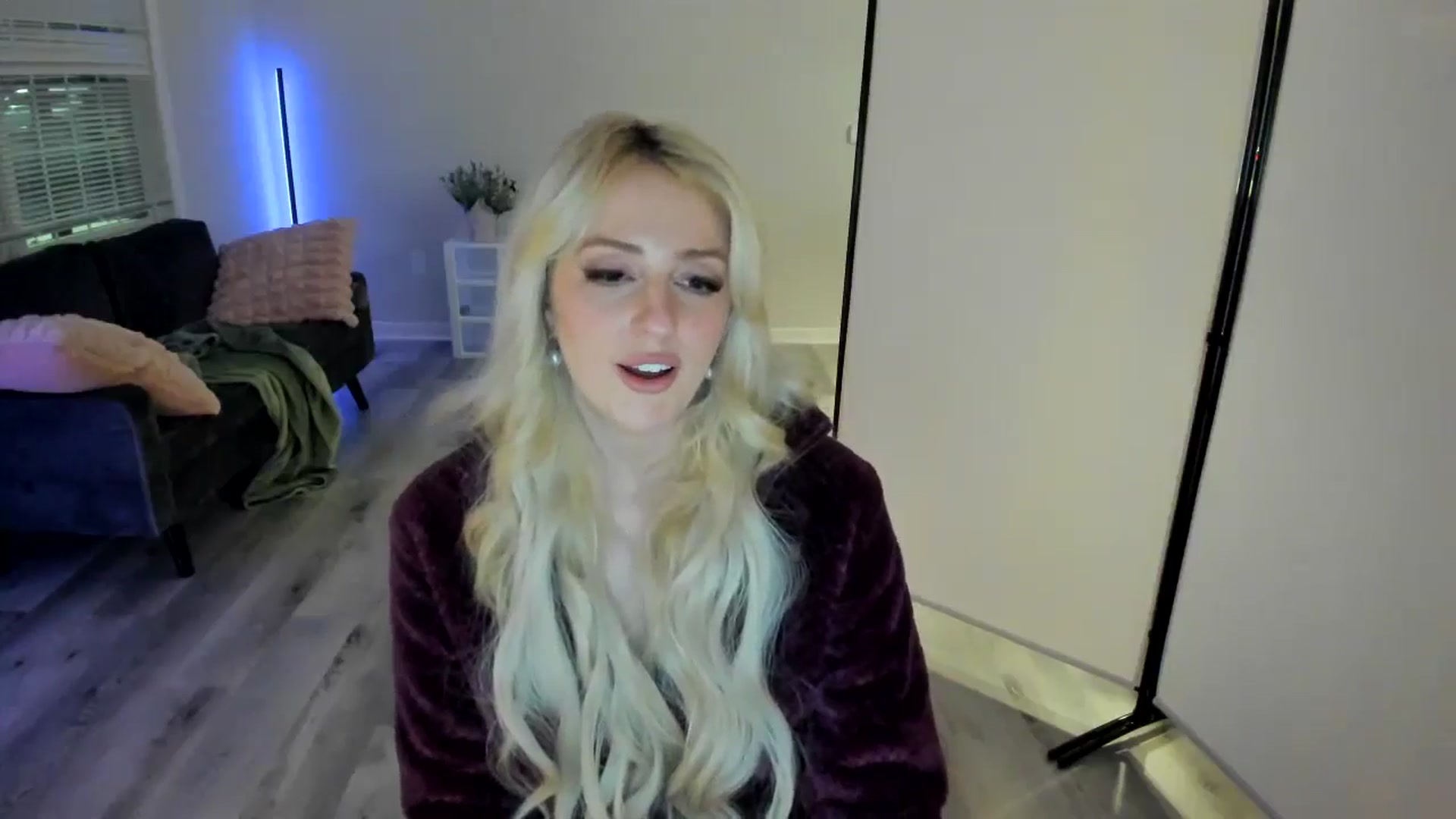 Gallery image thumbnail from Milk_Party's myfreecams stream on, 05/07/2024, 03:41 image 11 of 20