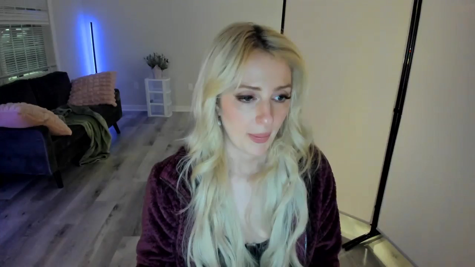 Gallery image thumbnail from Milk_Party's myfreecams stream on, 05/07/2024, 05:12 image 10 of 20