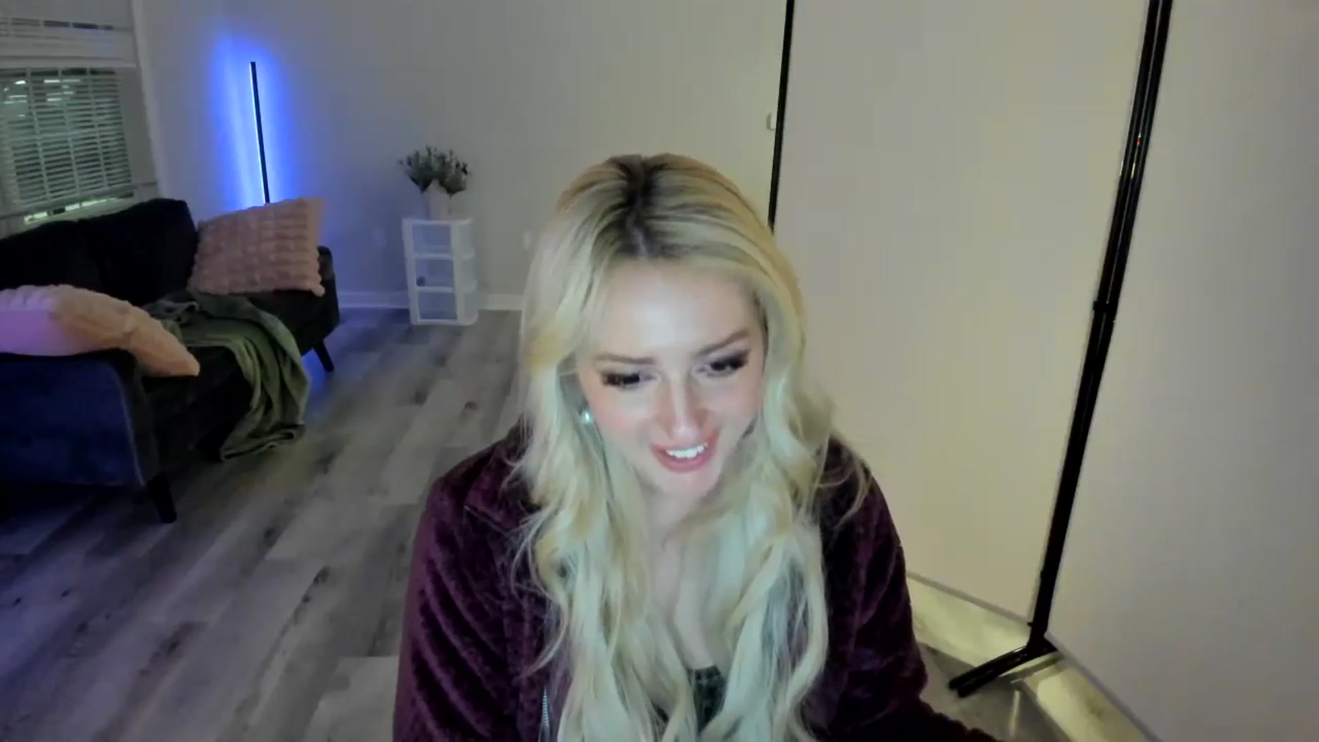 Gallery image thumbnail from Milk_Party's myfreecams stream on, 05/07/2024, 05:12 image 7 of 20