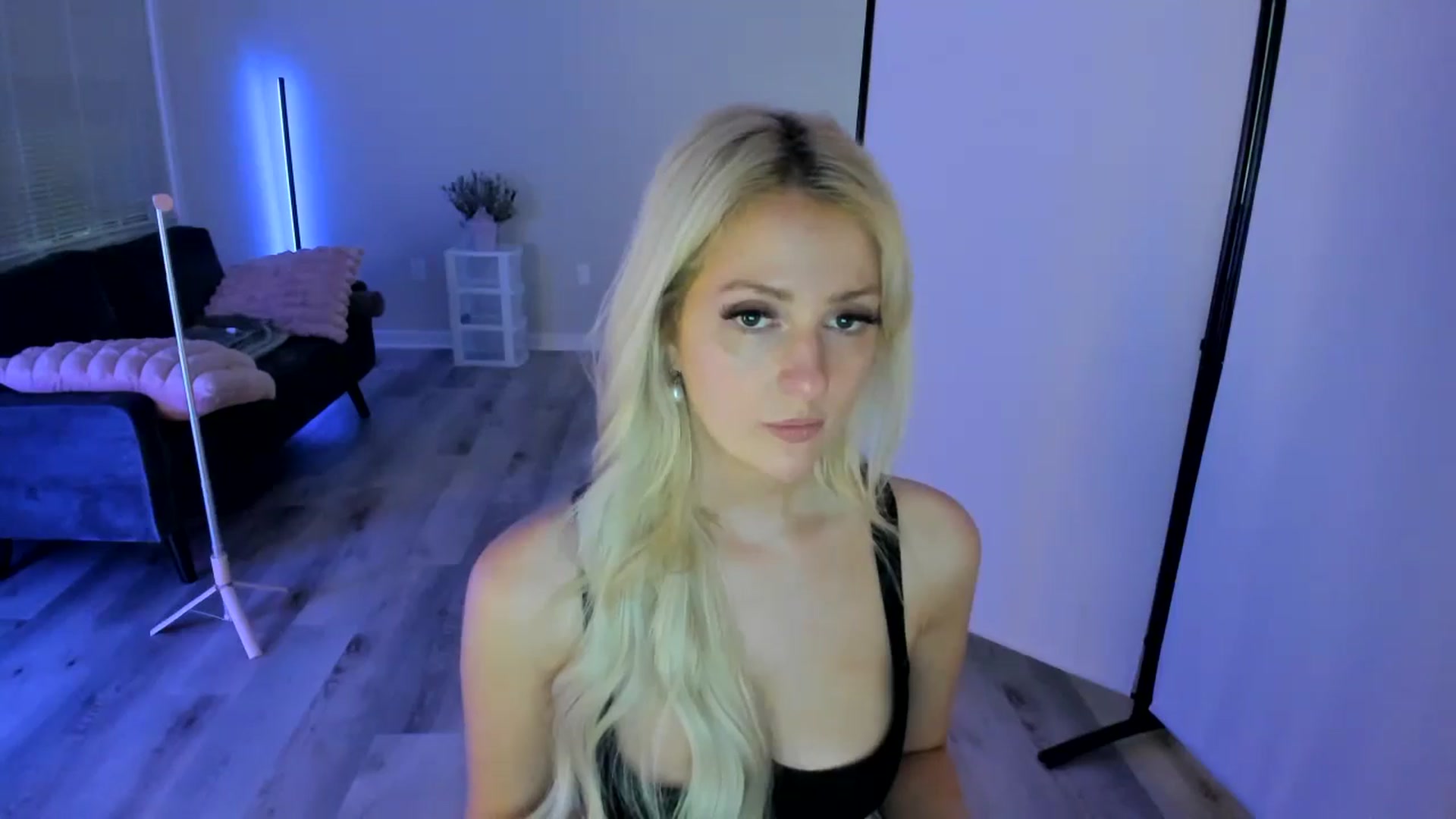 Gallery image thumbnail from Milk_Party's myfreecams stream on, 05/11/2024, 06:32 image 15 of 20
