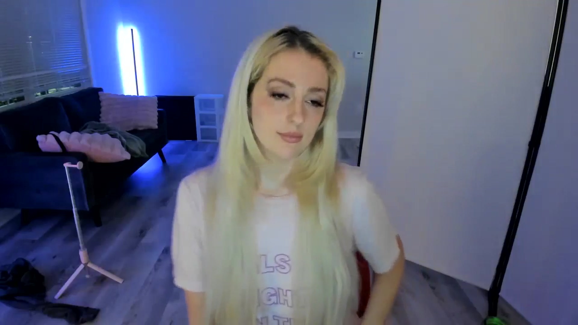 Gallery image thumbnail from Milk_Party's myfreecams stream on, 06/10/2024, 03:30 image 15 of 20