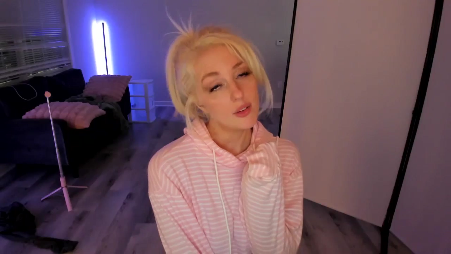Gallery image thumbnail from Milk_Party's myfreecams stream on, 06/16/2024, 05:31 image 19 of 20