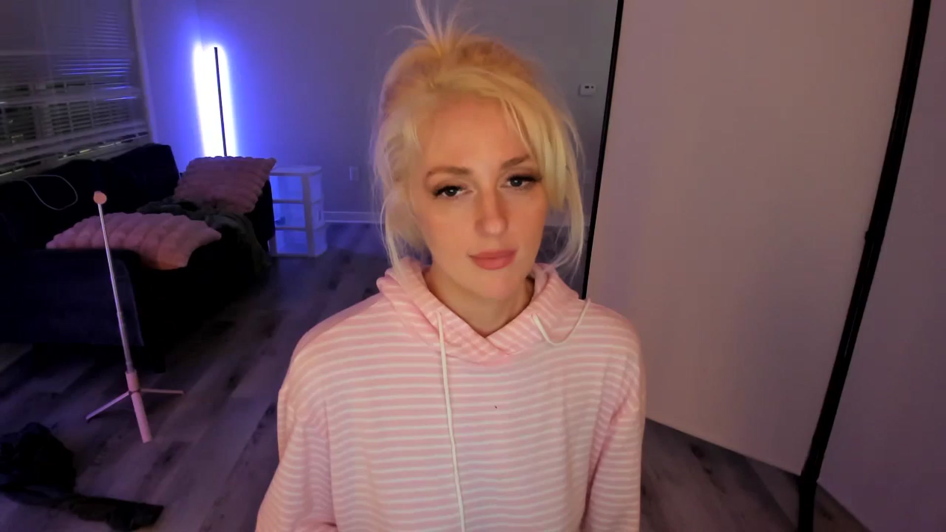 Gallery image thumbnail from Milk_Party's myfreecams stream on, 06/16/2024, 05:31 image 17 of 20