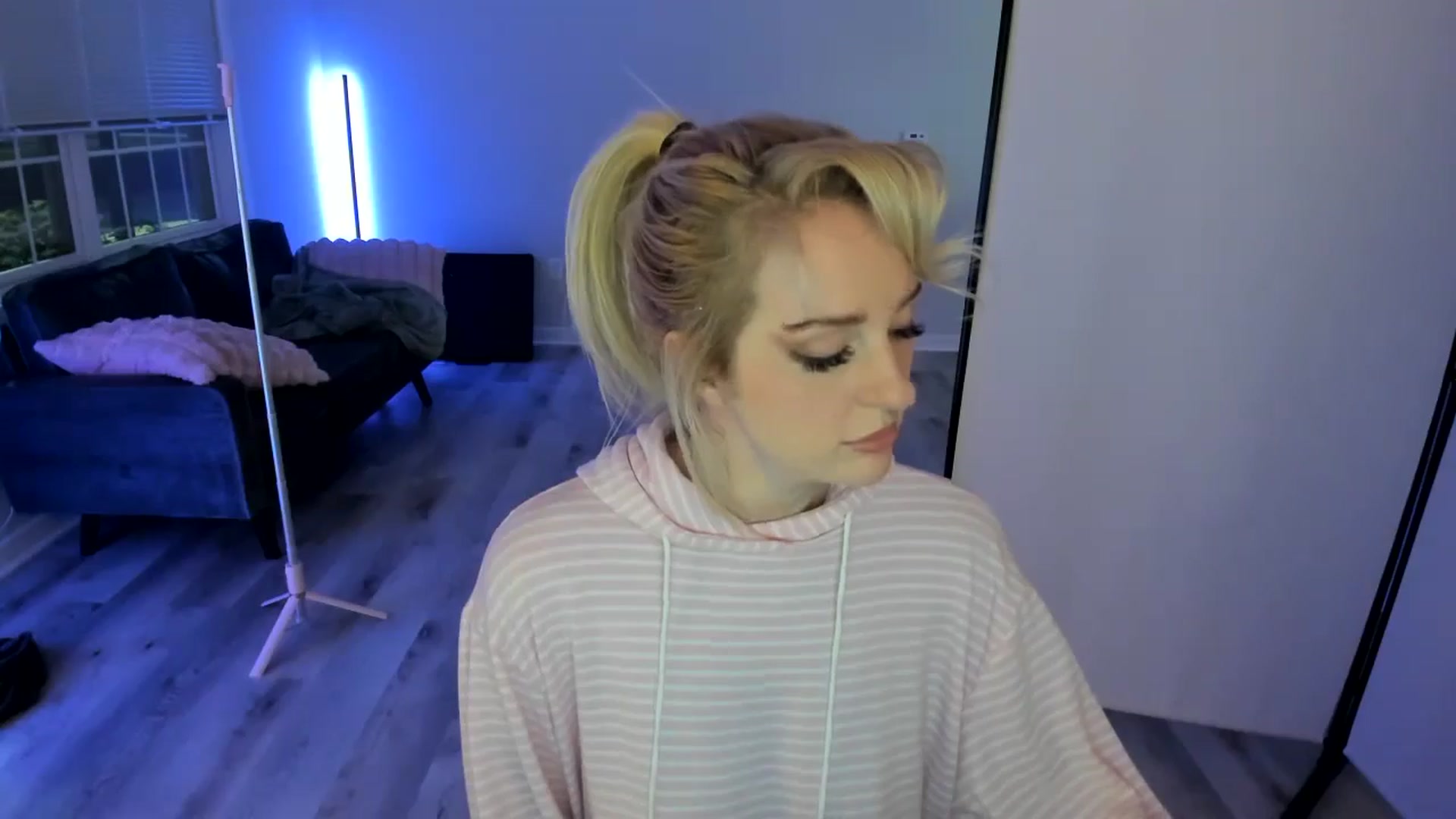 Gallery image thumbnail from Milk_Party's myfreecams stream on, 07/02/2024, 02:48 image 13 of 20