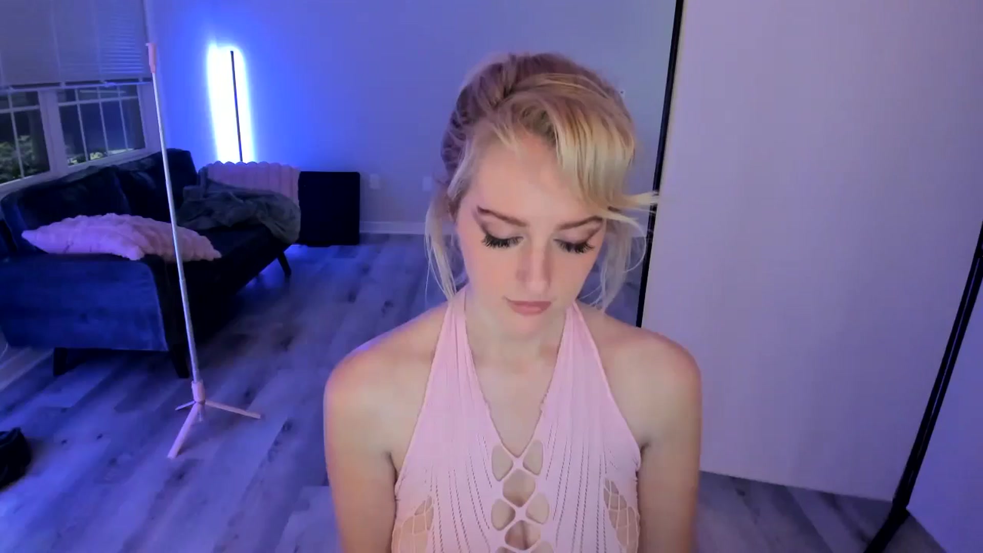 Gallery image thumbnail from Milk_Party's myfreecams stream on, 07/02/2024, 04:18 image 11 of 20