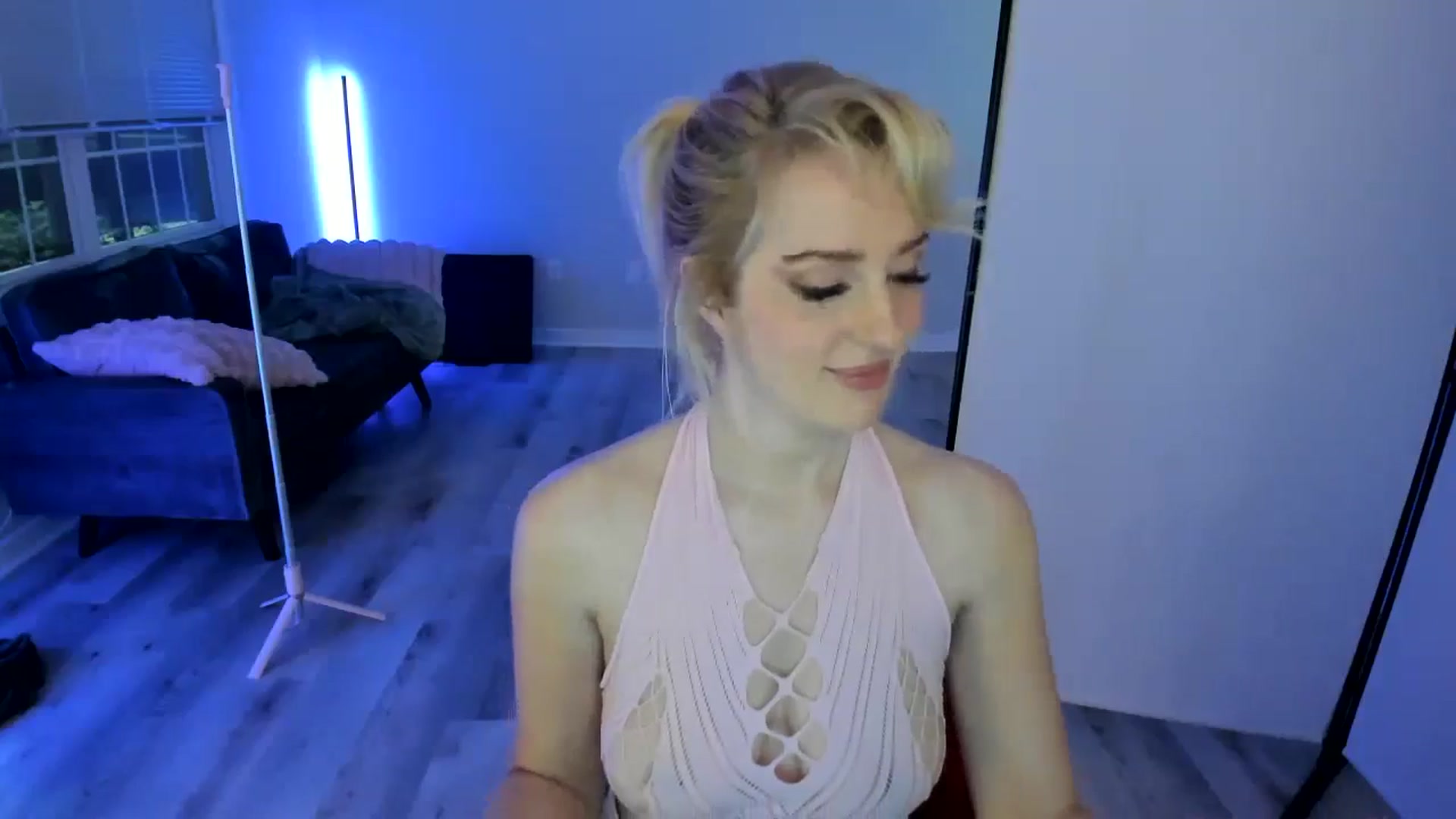 Gallery image thumbnail from Milk_Party's myfreecams stream on, 07/02/2024, 04:18 image 17 of 20