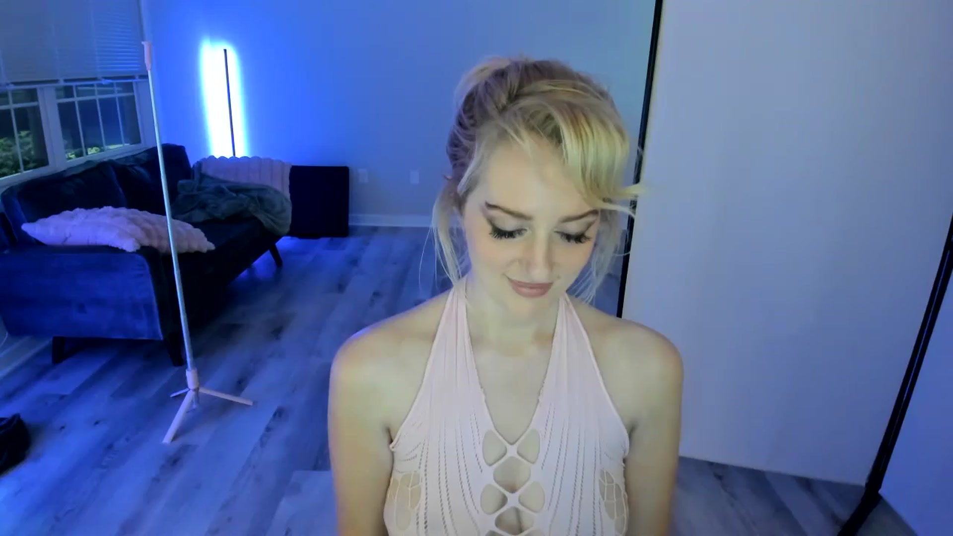 Gallery image thumbnail from Milk_Party's myfreecams stream on, 07/02/2024, 04:18 image 8 of 20