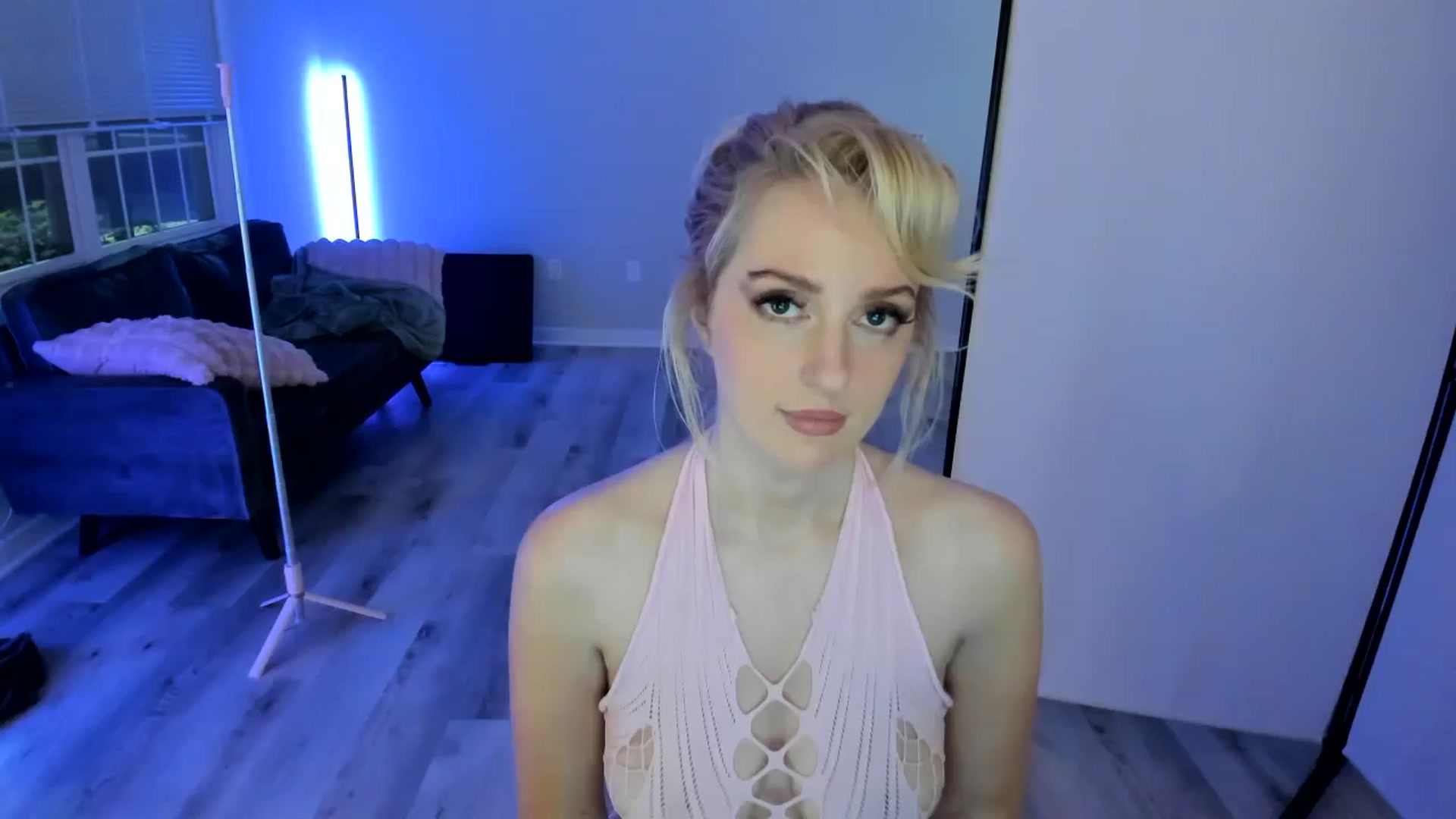 Gallery image thumbnail from Milk_Party's myfreecams stream on, 07/02/2024, 04:18 image 1 of 20