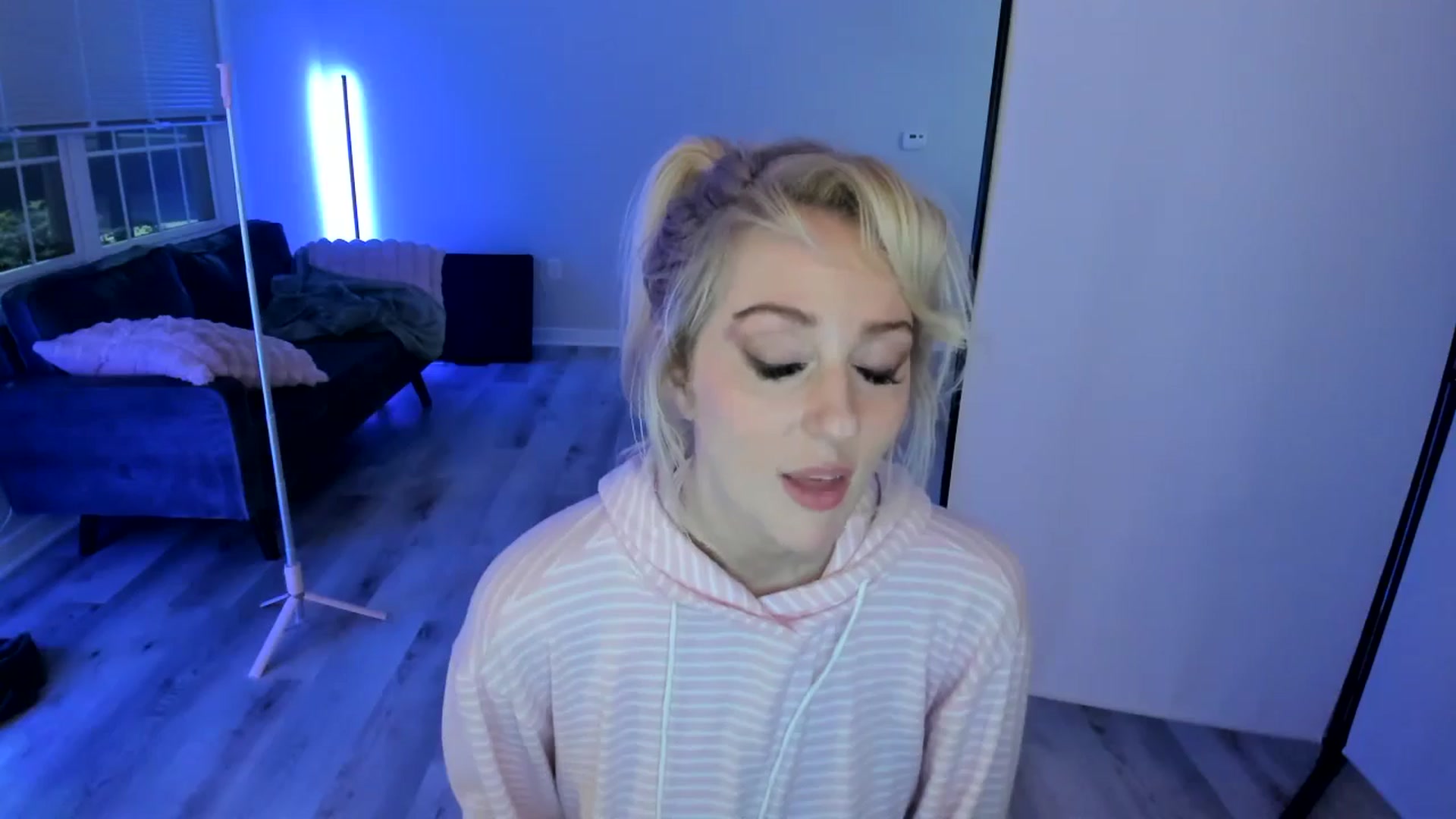 Gallery image thumbnail from Milk_Party's myfreecams stream on, 07/02/2024, 06:48 image 3 of 20