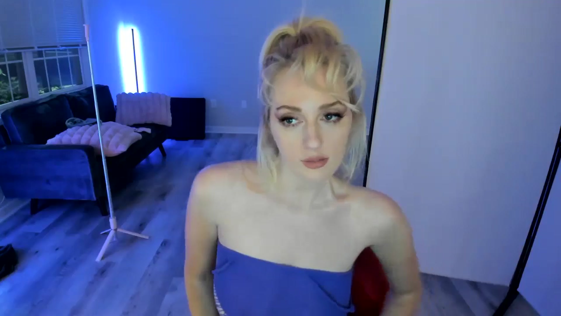 Gallery image thumbnail from Milk_Party's myfreecams stream on, 07/03/2024, 04:02 image 19 of 20