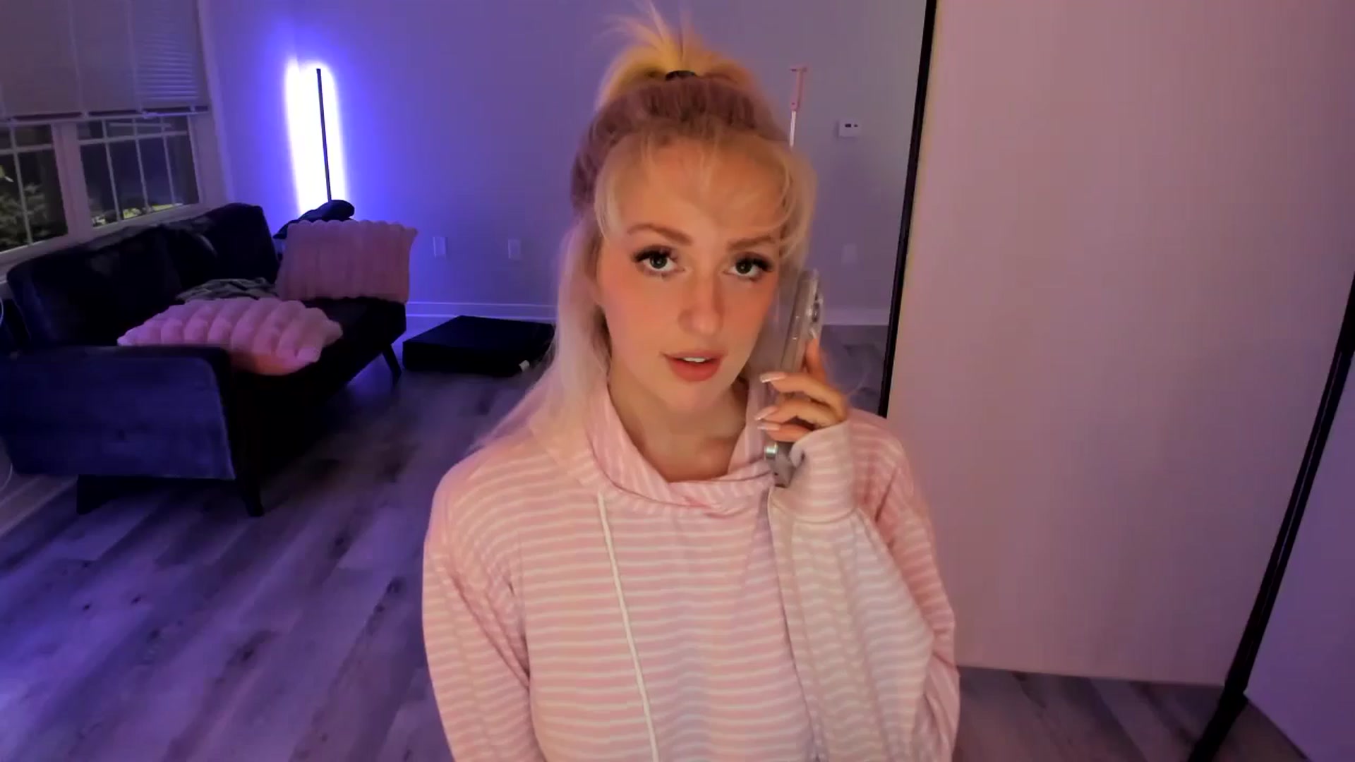 Gallery image thumbnail from Milk_Party's myfreecams stream on, 07/04/2024, 02:33 image 6 of 20