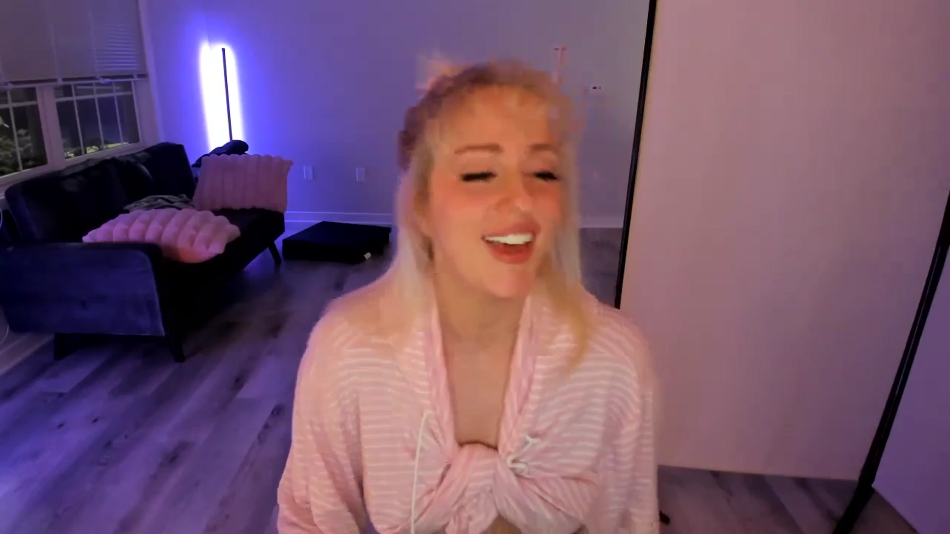 Gallery image thumbnail from Milk_Party's myfreecams stream on, 07/04/2024, 02:33 image 2 of 20