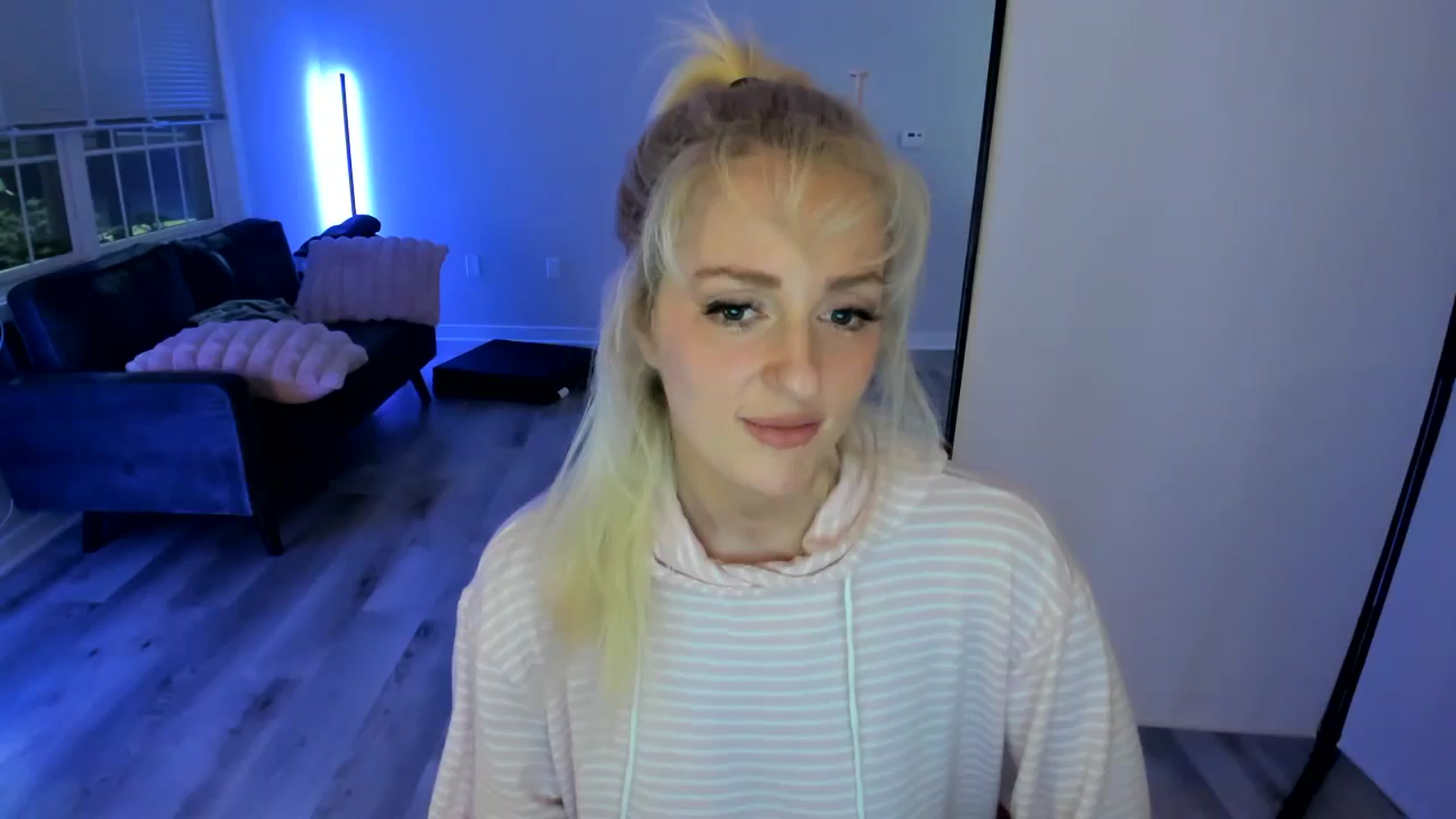 Gallery image thumbnail from Milk_Party's myfreecams stream on, 07/04/2024, 02:33 image 20 of 20