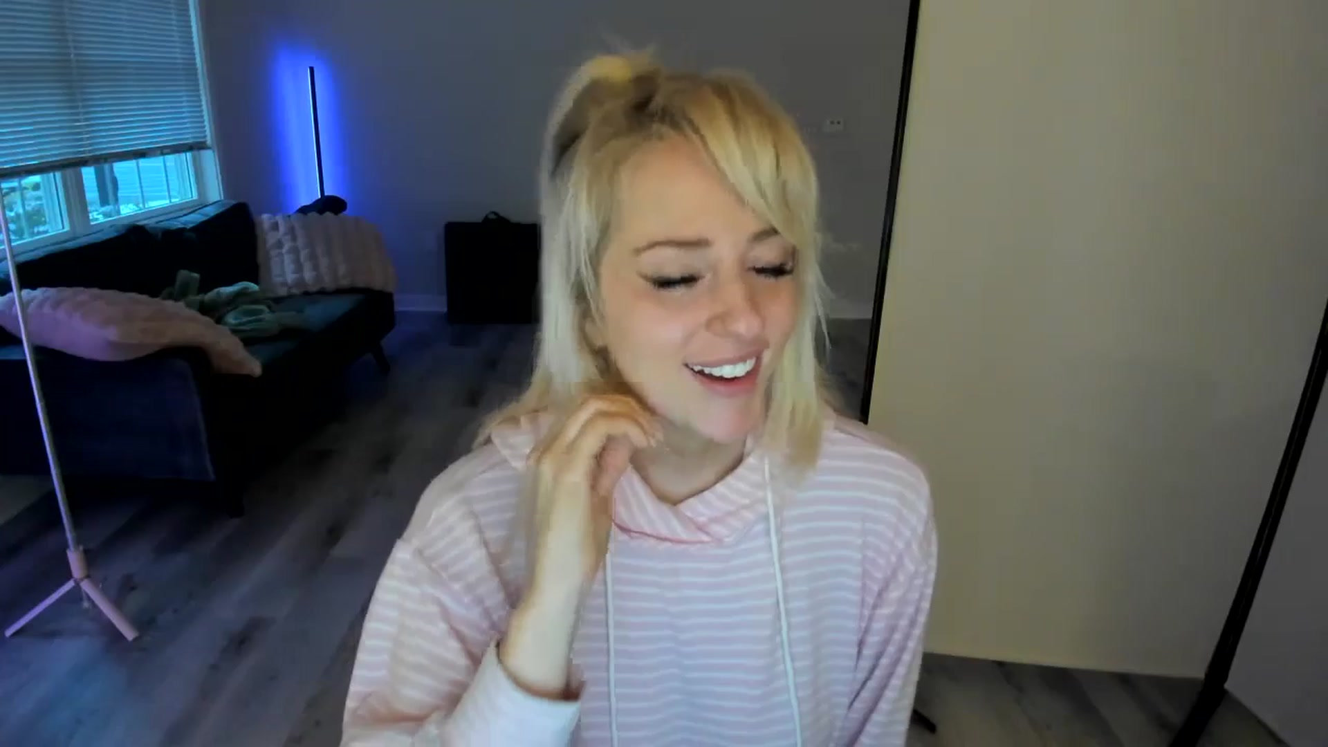 Gallery image thumbnail from Milk_Party's myfreecams stream on, 07/05/2024, 24:57 image 4 of 20