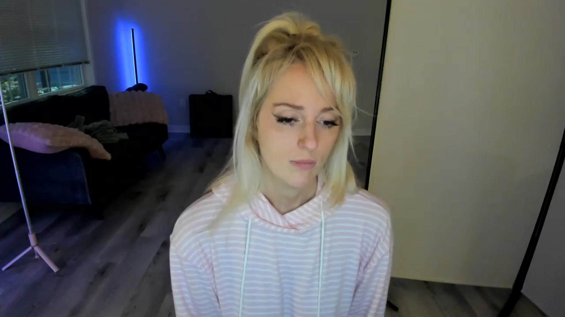 Gallery image thumbnail from Milk_Party's myfreecams stream on, 07/05/2024, 24:57 image 16 of 20