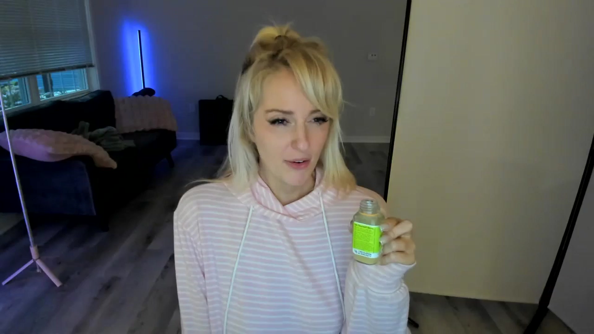 Gallery image thumbnail from Milk_Party's myfreecams stream on, 07/05/2024, 24:57 image 13 of 20