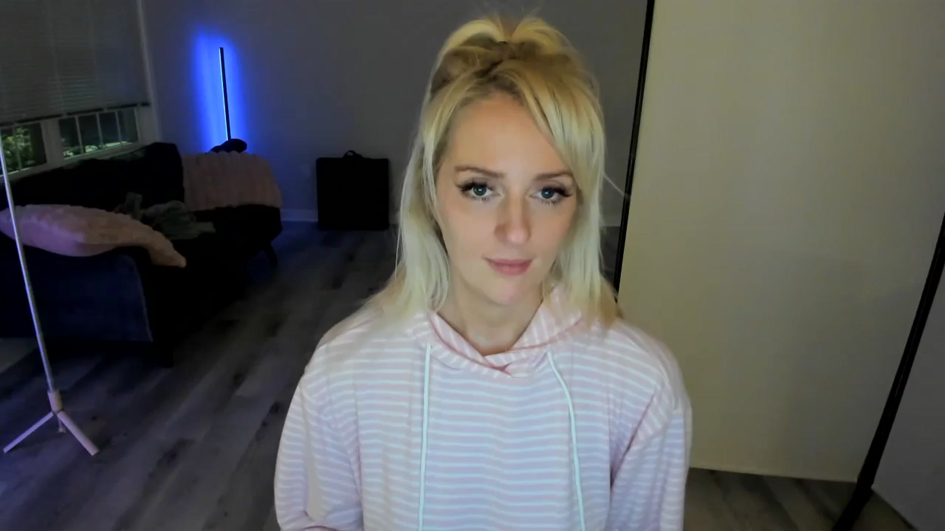 Gallery image thumbnail from Milk_Party's myfreecams stream on, 07/05/2024, 05:03 image 1 of 20