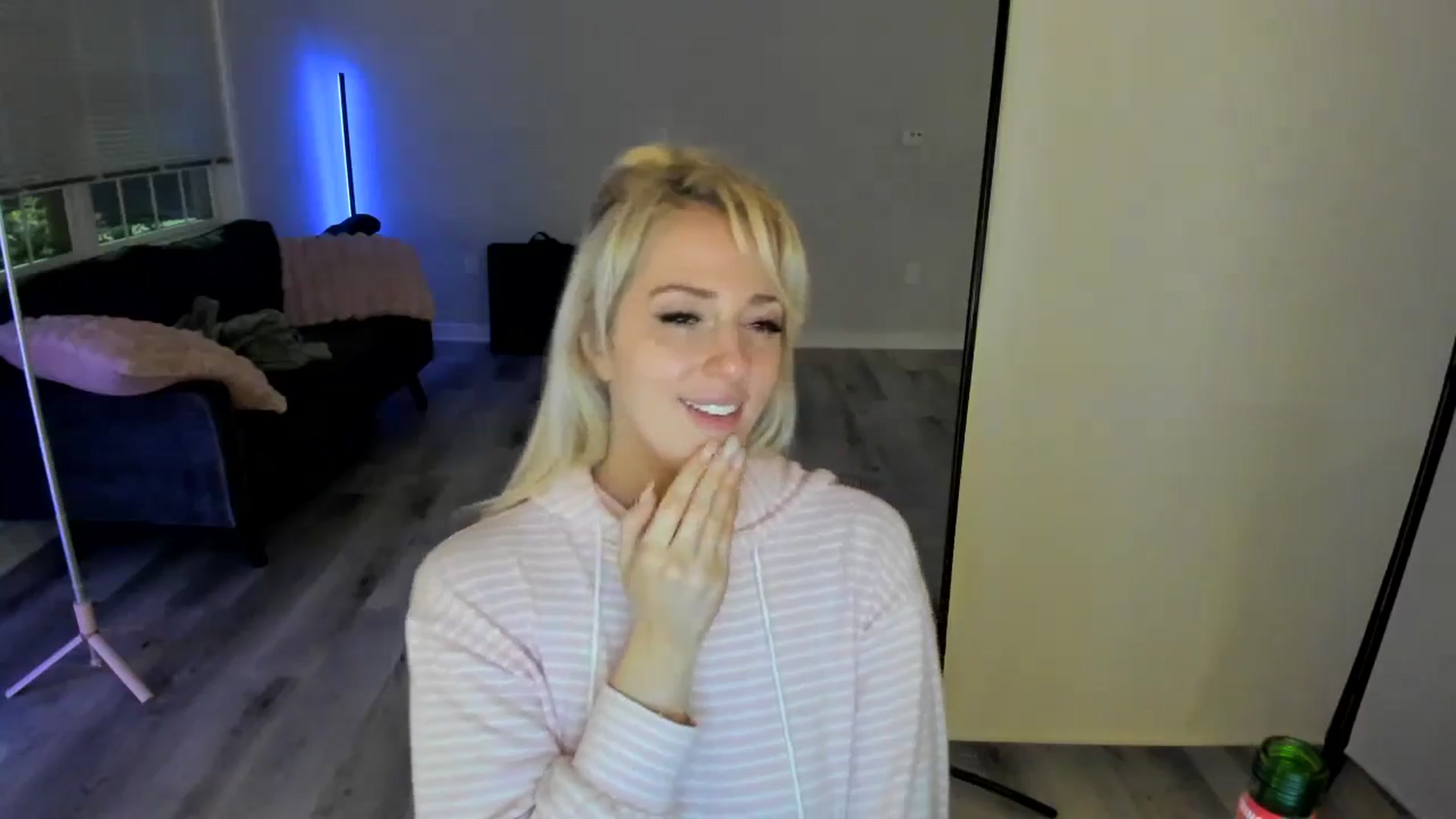 Gallery image thumbnail from Milk_Party's myfreecams stream on, 07/05/2024, 05:16 image 2 of 20