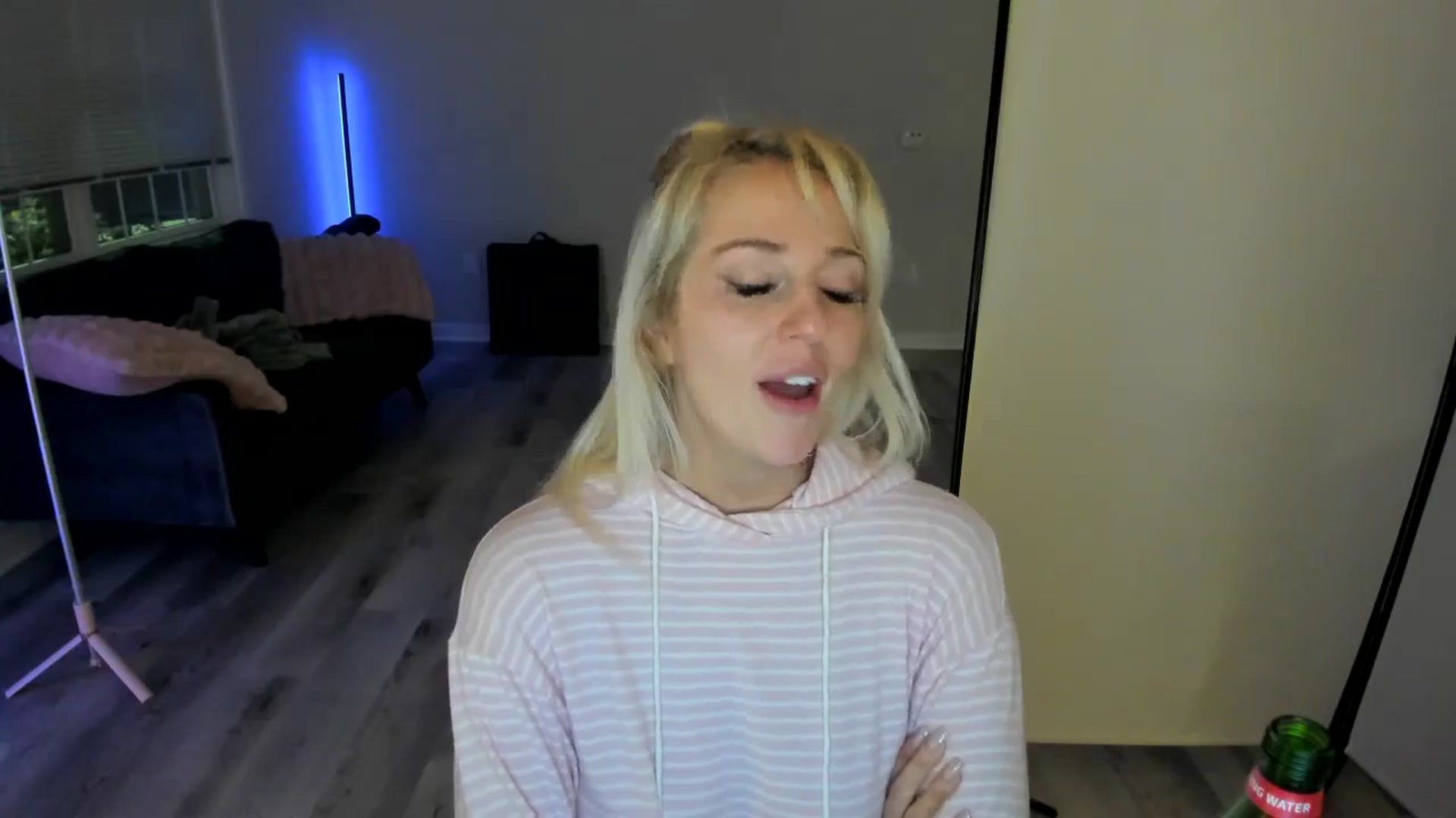 Gallery image thumbnail from Milk_Party's myfreecams stream on, 07/05/2024, 05:16 image 7 of 20