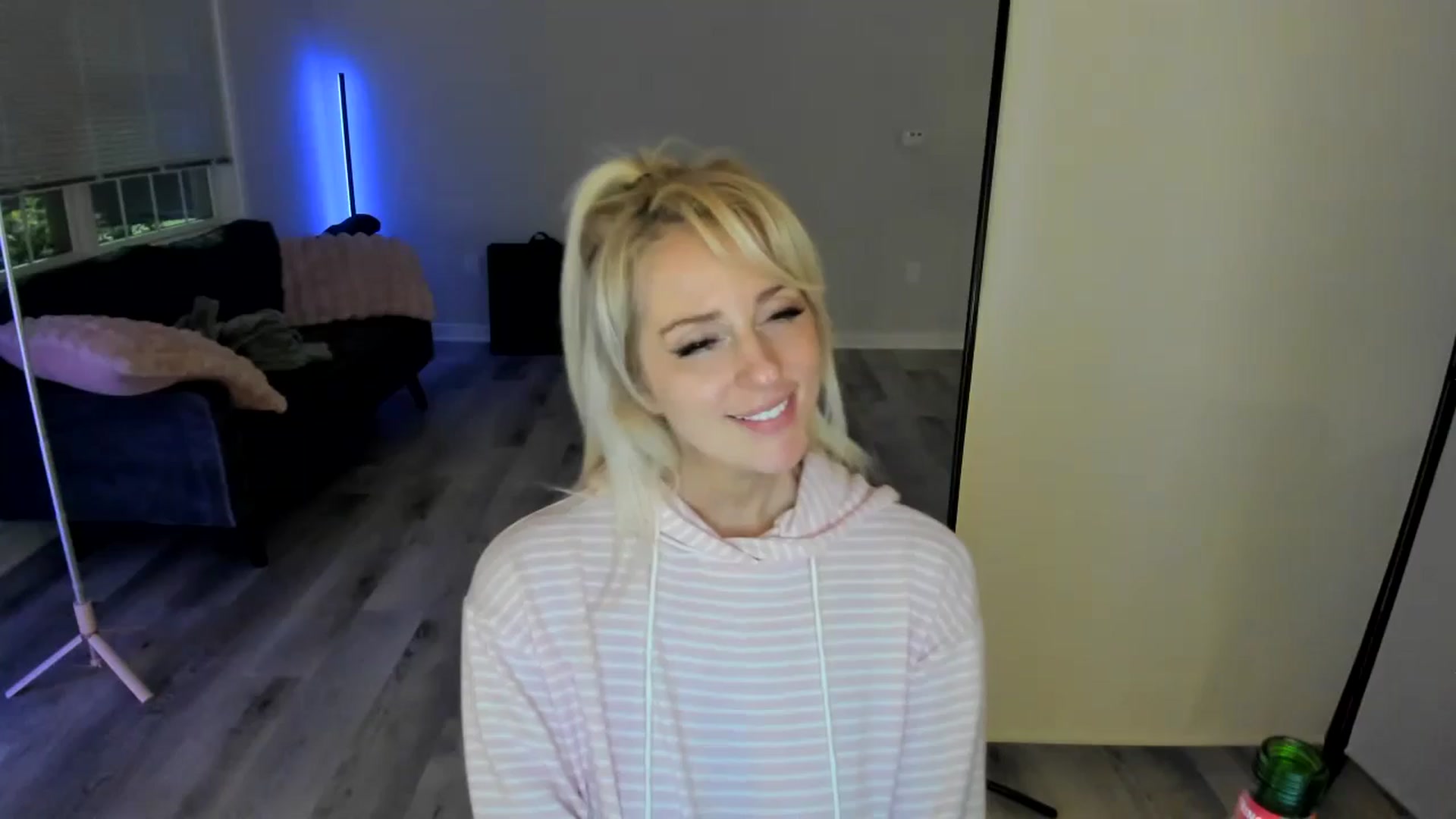 Gallery image thumbnail from Milk_Party's myfreecams stream on, 07/05/2024, 05:16 image 1 of 20