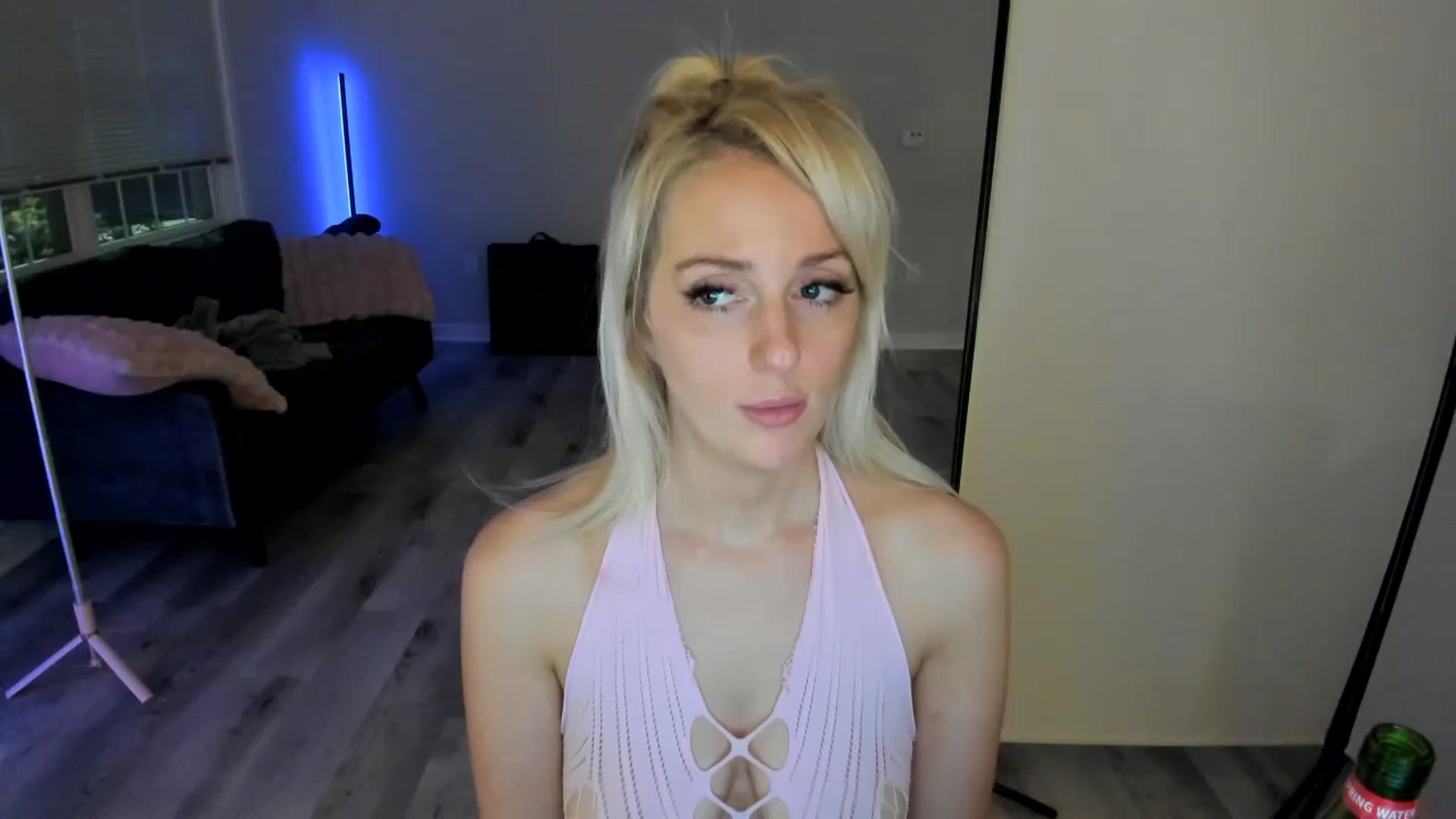 Gallery image thumbnail from Milk_Party's myfreecams stream on, 07/05/2024, 06:29 image 15 of 20