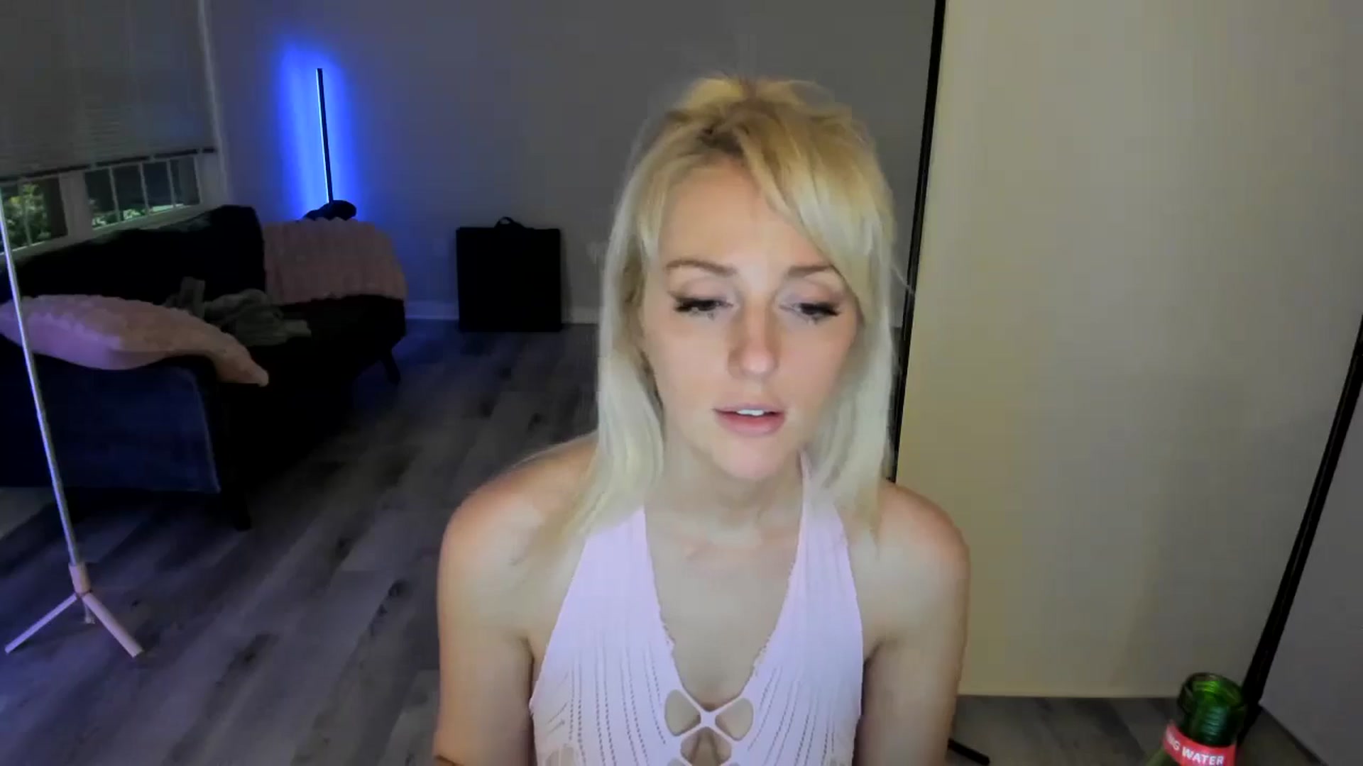Gallery image thumbnail from Milk_Party's myfreecams stream on, 07/05/2024, 06:29 image 9 of 20
