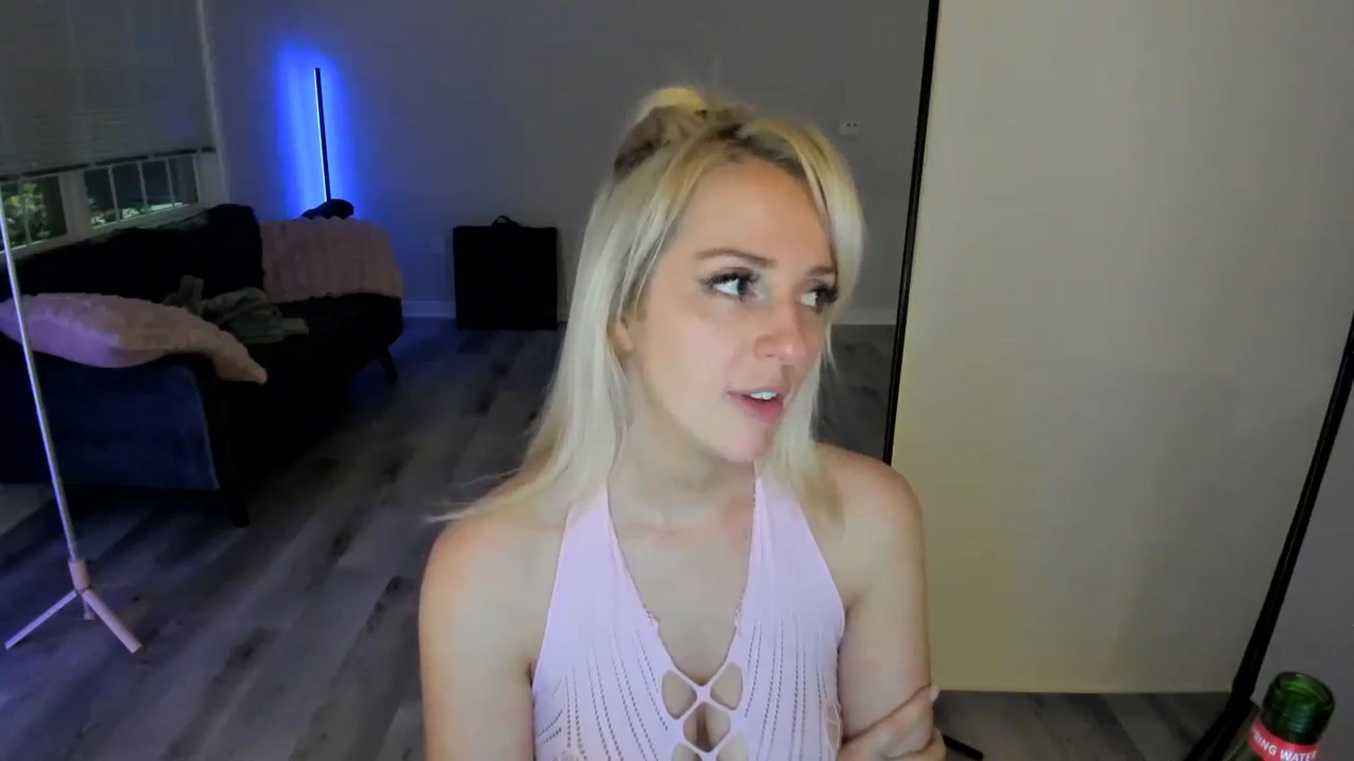Gallery image thumbnail from Milk_Party's myfreecams stream on, 07/05/2024, 06:29 image 18 of 20