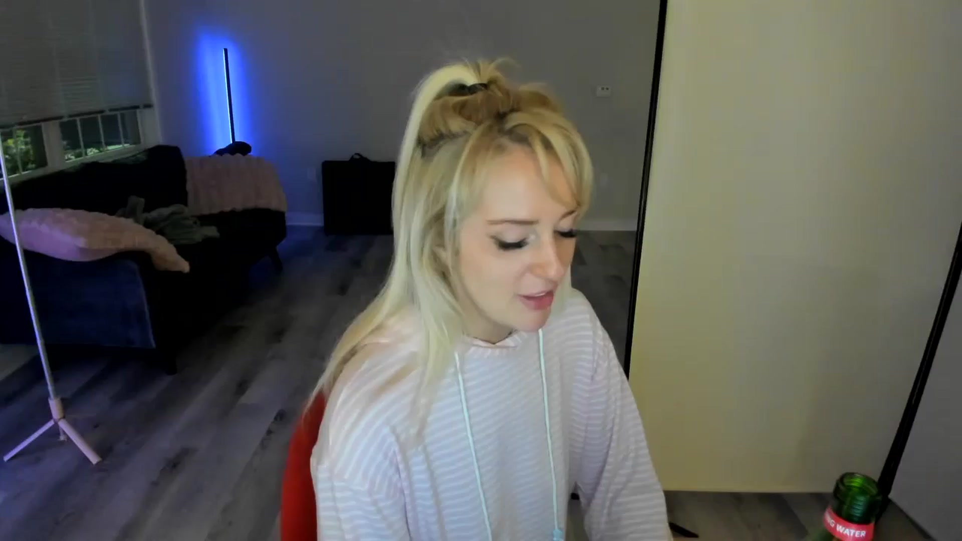 Gallery image thumbnail from Milk_Party's myfreecams stream on, 07/05/2024, 06:29 image 1 of 20