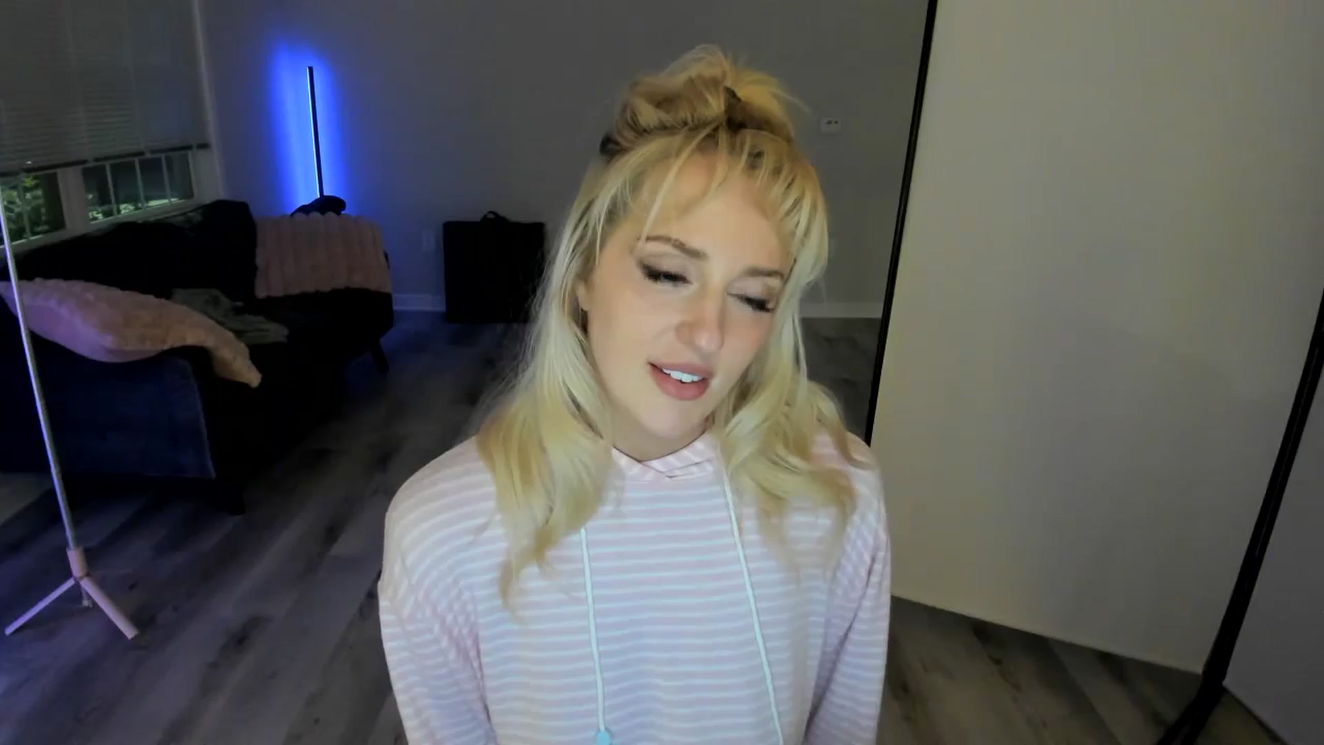 Gallery image thumbnail from Milk_Party's myfreecams stream on, 07/07/2024, 03:08 image 18 of 20