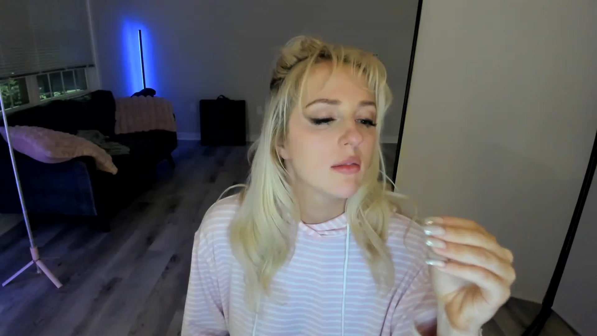 Gallery image thumbnail from Milk_Party's myfreecams stream on, 07/07/2024, 03:54 image 19 of 20