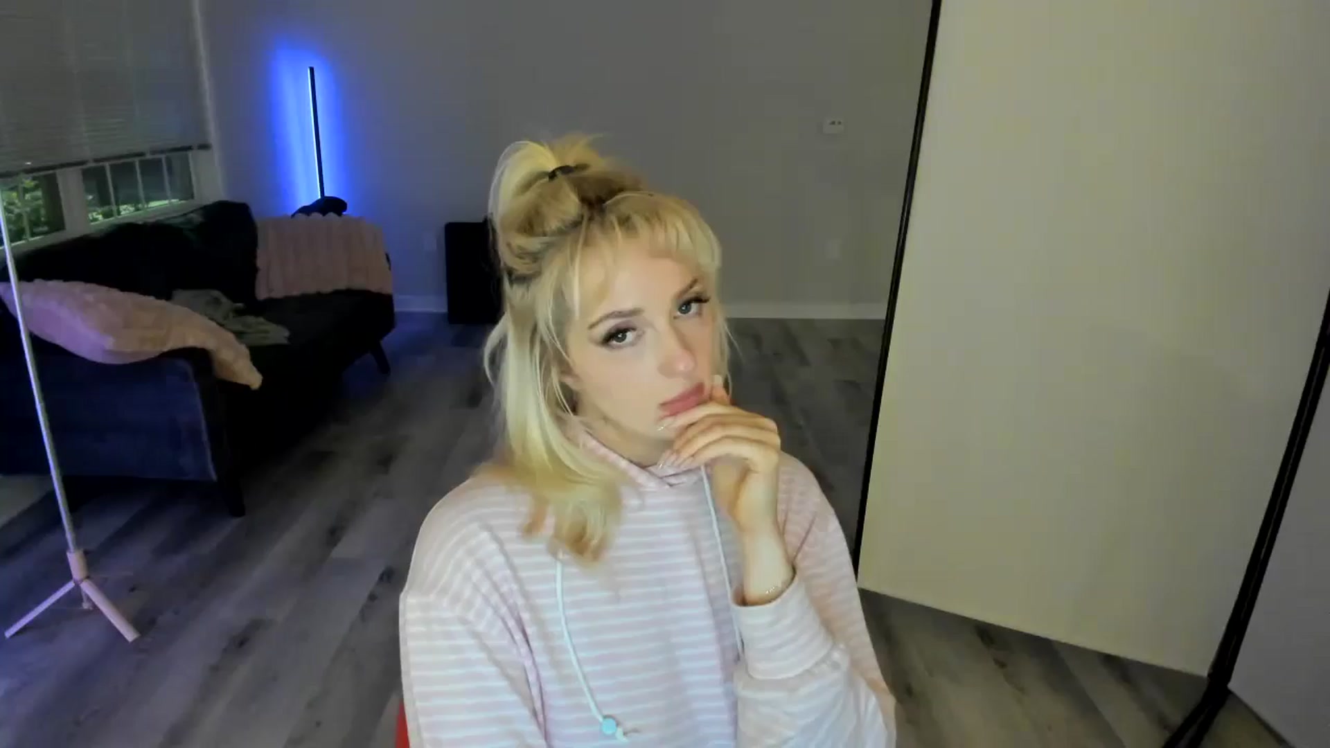 Gallery image thumbnail from Milk_Party's myfreecams stream on, 07/07/2024, 03:54 image 7 of 20