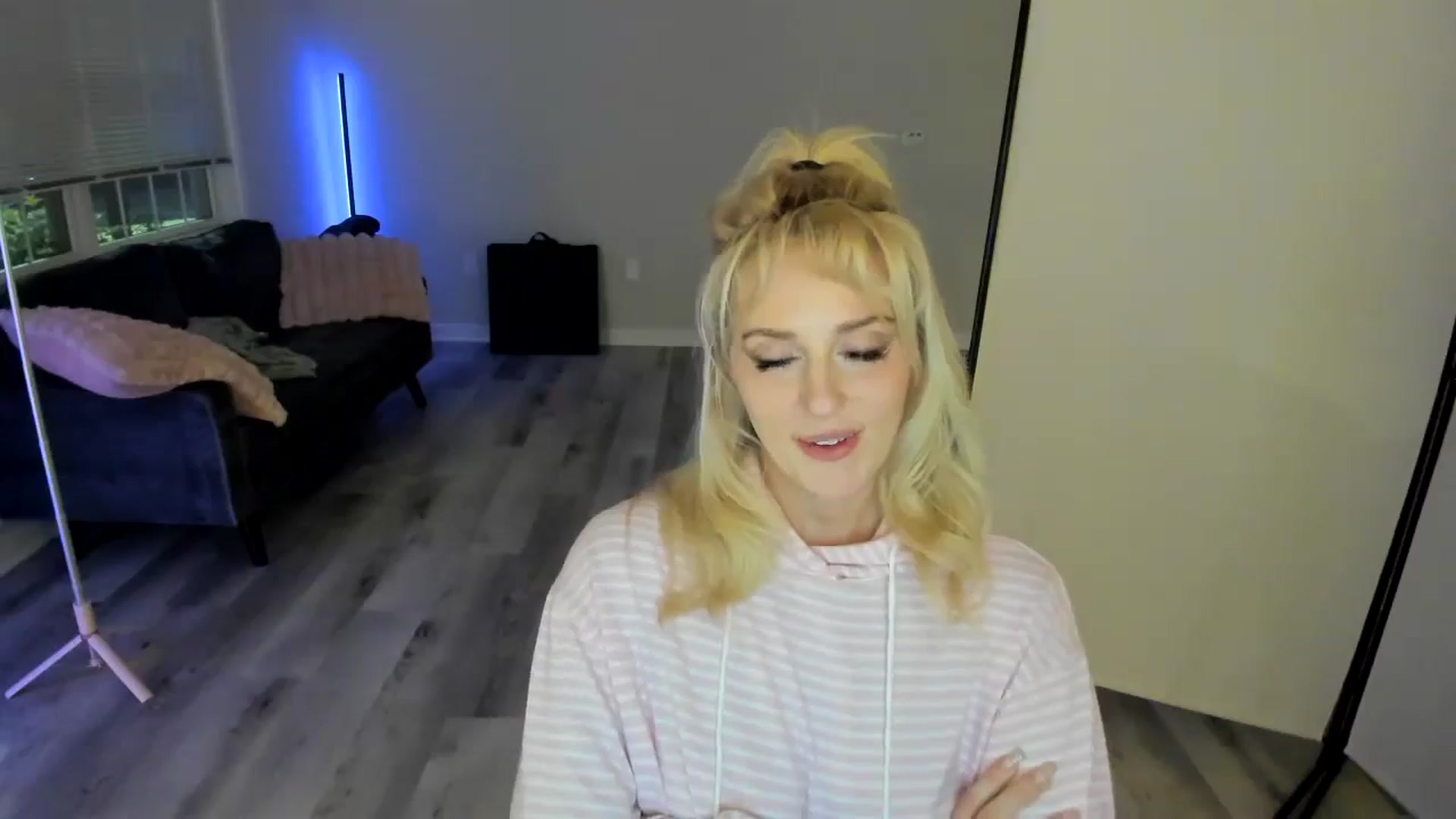 Gallery image thumbnail from Milk_Party's myfreecams stream on, 07/07/2024, 03:54 image 3 of 20