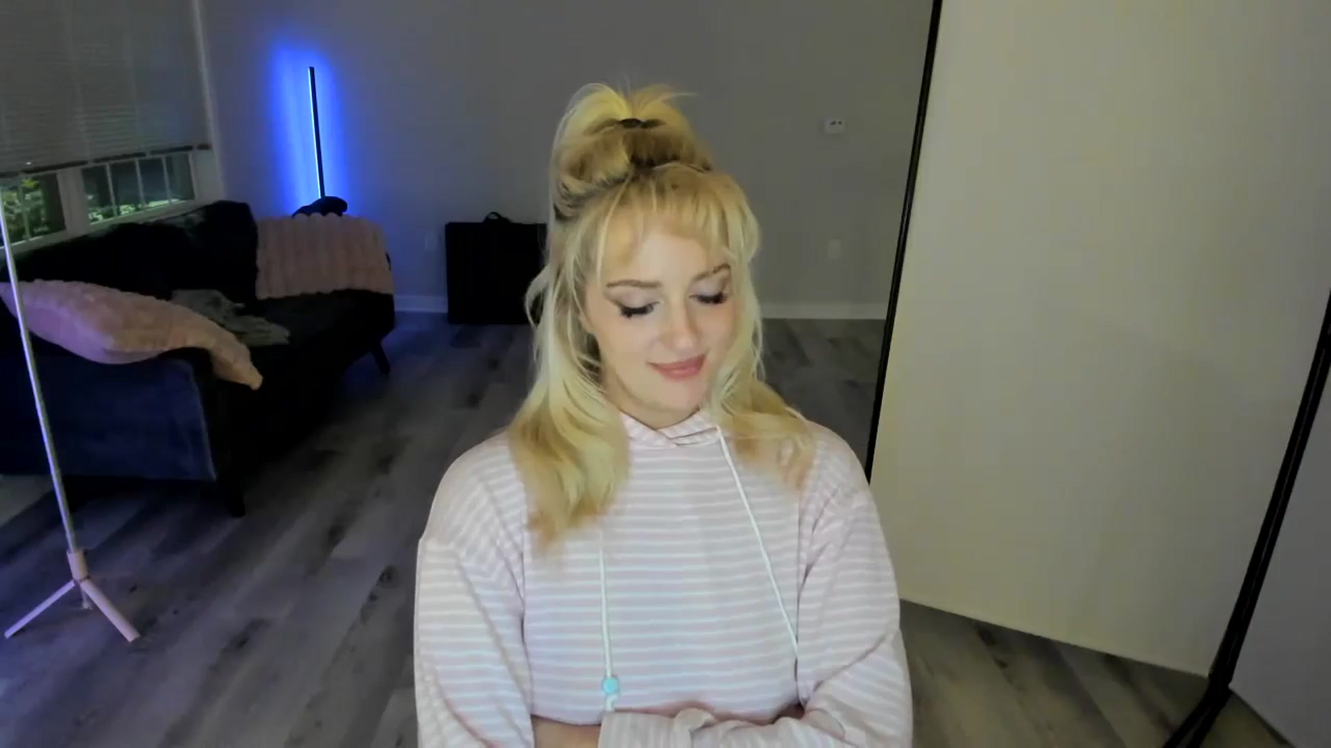 Gallery image thumbnail from Milk_Party's myfreecams stream on, 07/07/2024, 03:54 image 15 of 20