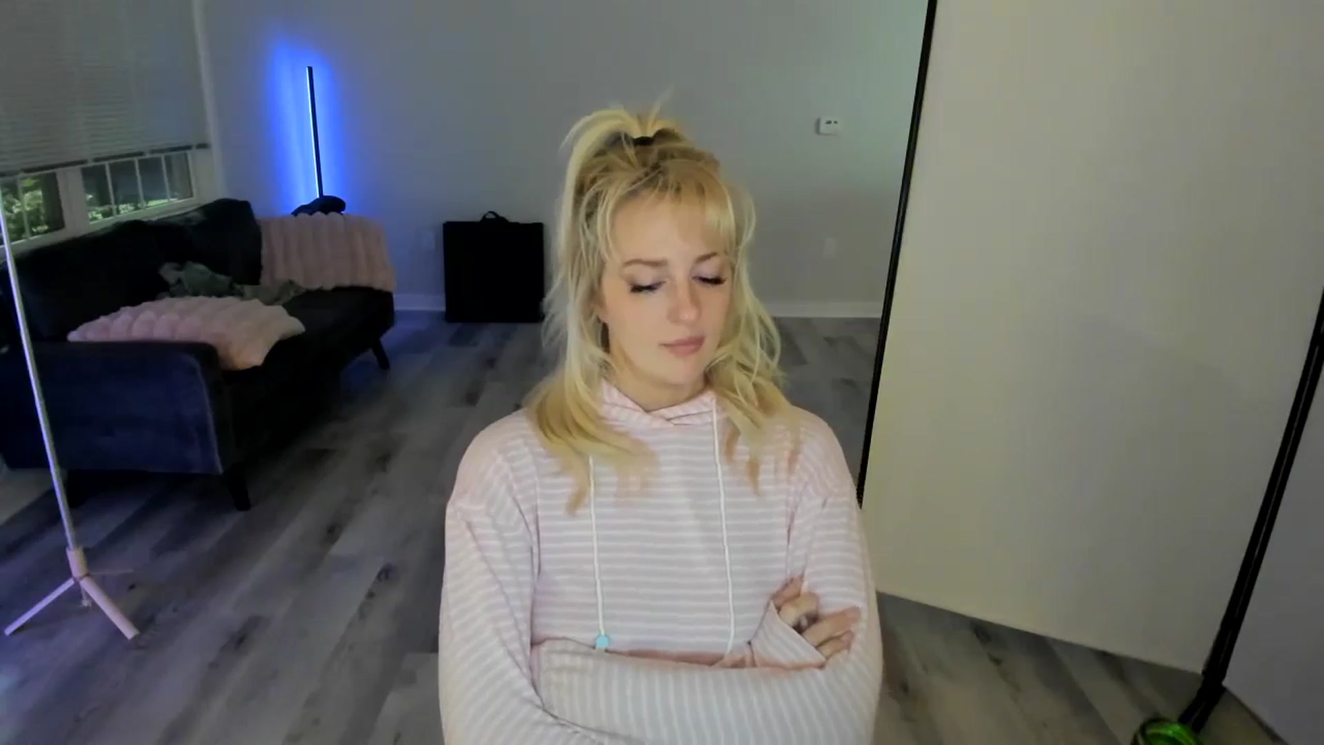 Gallery image thumbnail from Milk_Party's myfreecams stream on, 07/08/2024, 04:19 image 4 of 20