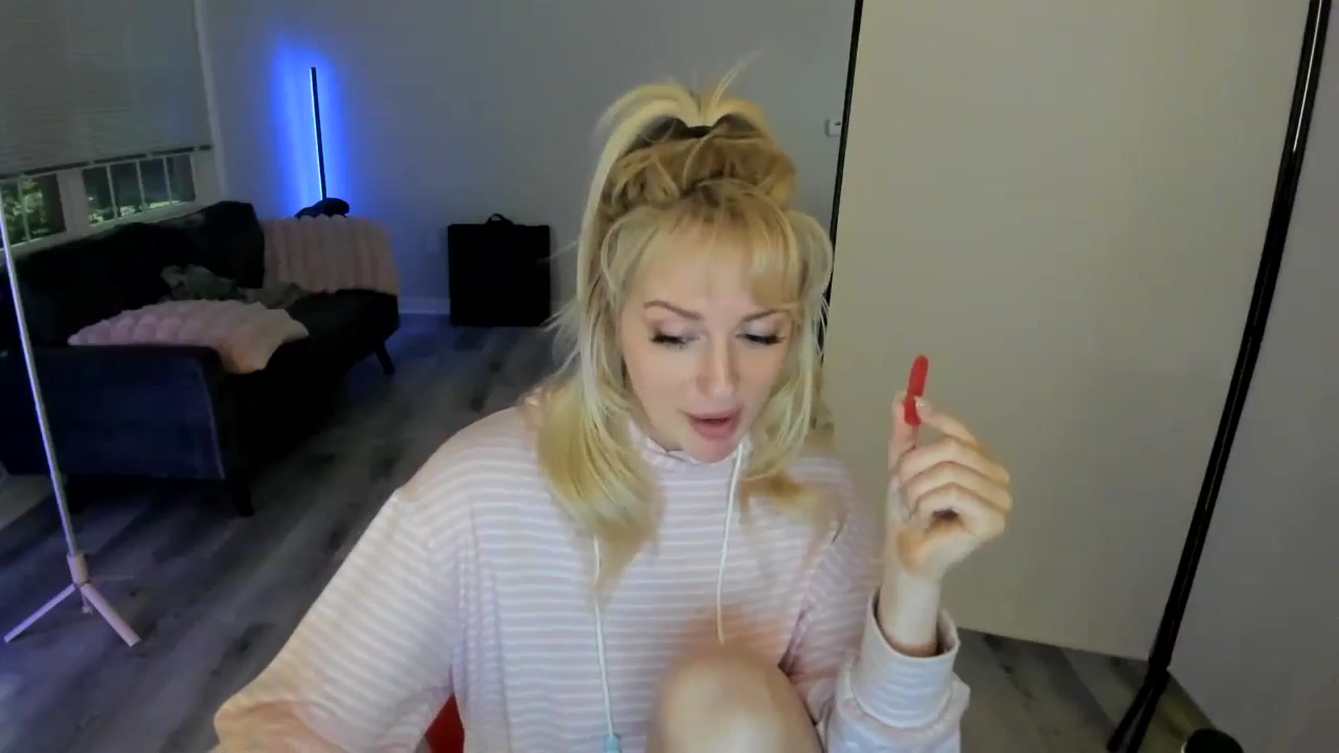 Gallery image thumbnail from Milk_Party's myfreecams stream on, 07/08/2024, 04:19 image 15 of 20